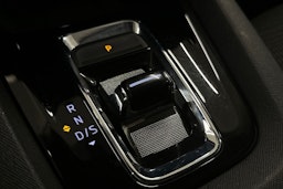 valkoinen Skoda Octavia 2022 kuva 26.