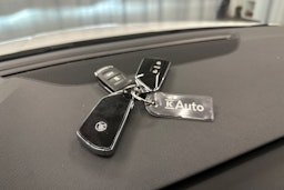 valkoinen Skoda Octavia 2022 kuva 28.