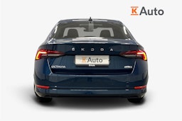 sininen Skoda Octavia 2023 kuva 3.