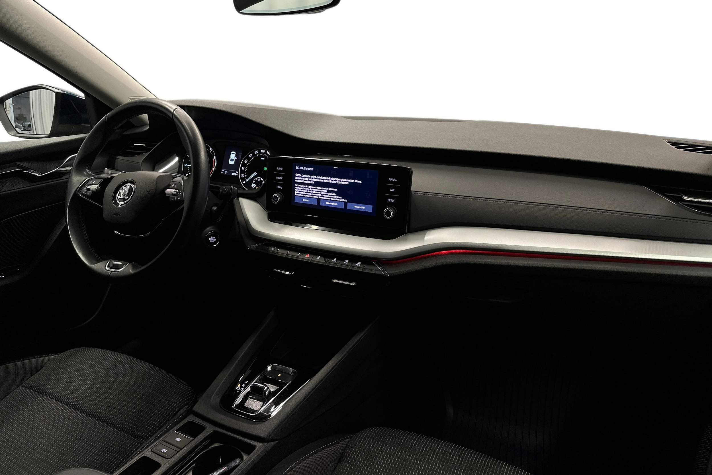 sininen Skoda Octavia 2023 kuva 9.