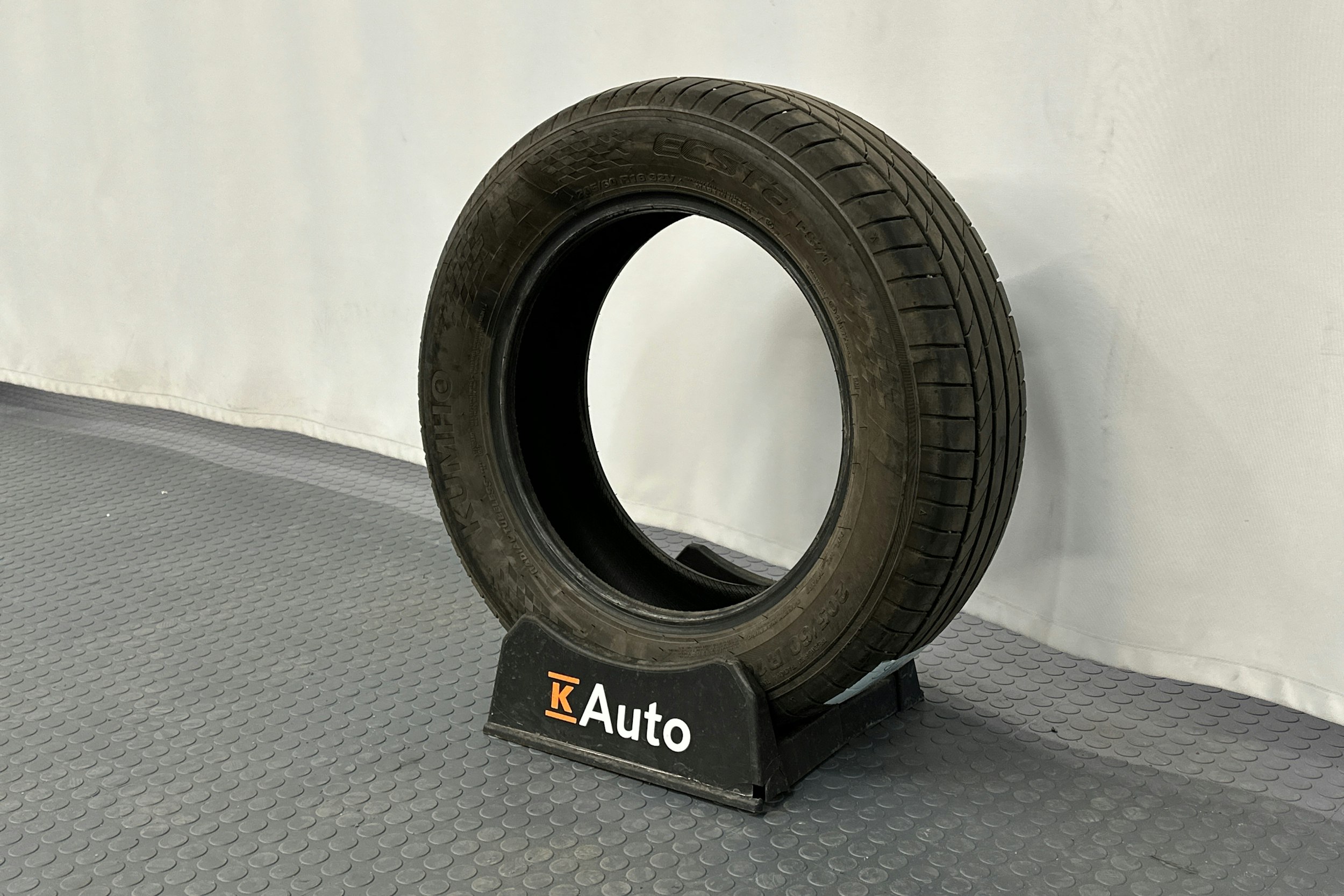 sininen Skoda Octavia 2023 kuva 13.