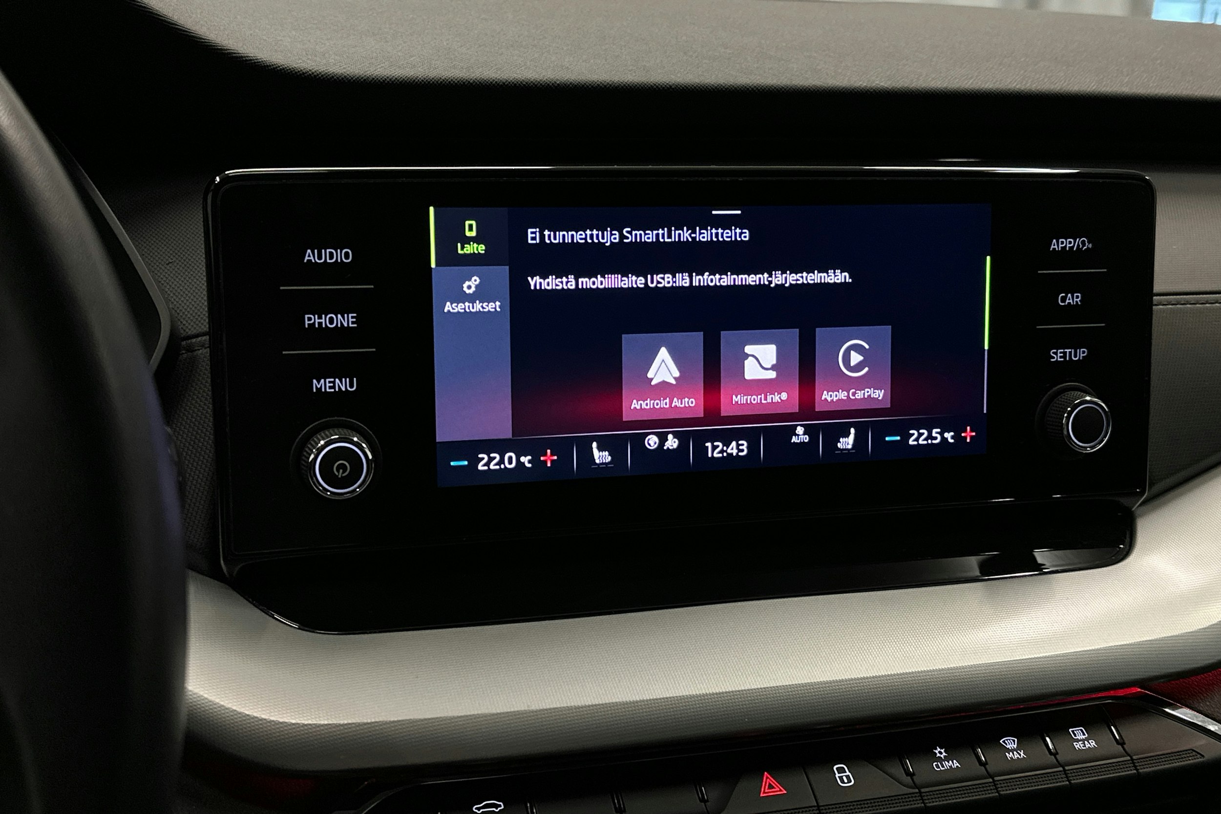 sininen Skoda Octavia 2023 kuva 23.