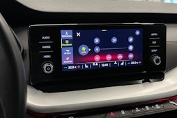 sininen Skoda Octavia 2023 kuva 25.