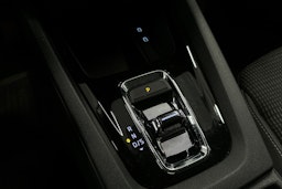 sininen Skoda Octavia 2023 kuva 27.