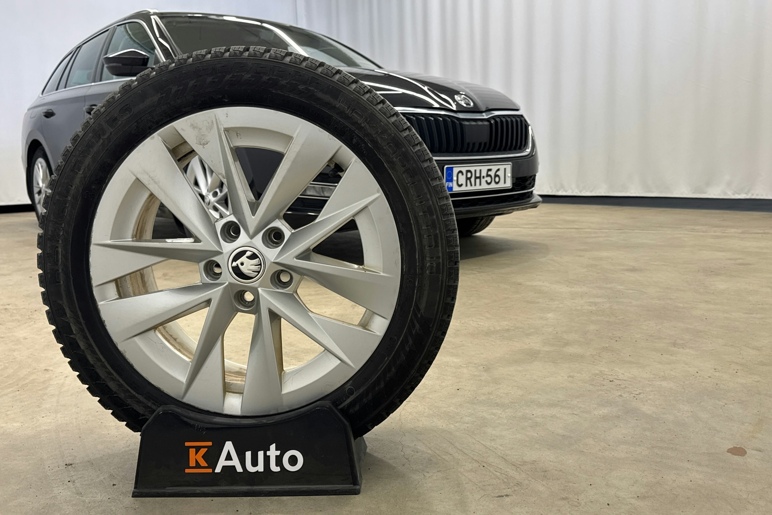 musta Skoda Octavia 2023 kuva 35.
