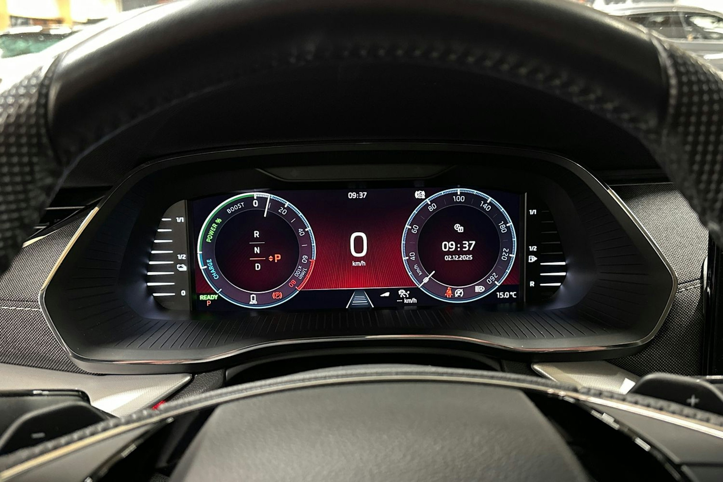 musta Skoda Octavia 2023 kuva 21.