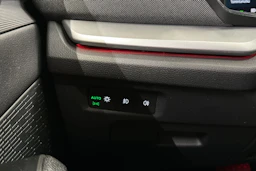 musta Skoda Octavia 2024 kuva 29.