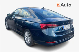 sininen Skoda Octavia 2023 kuva 2.
