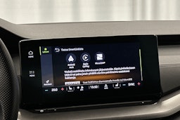 sininen Skoda Octavia 2023 kuva 15.