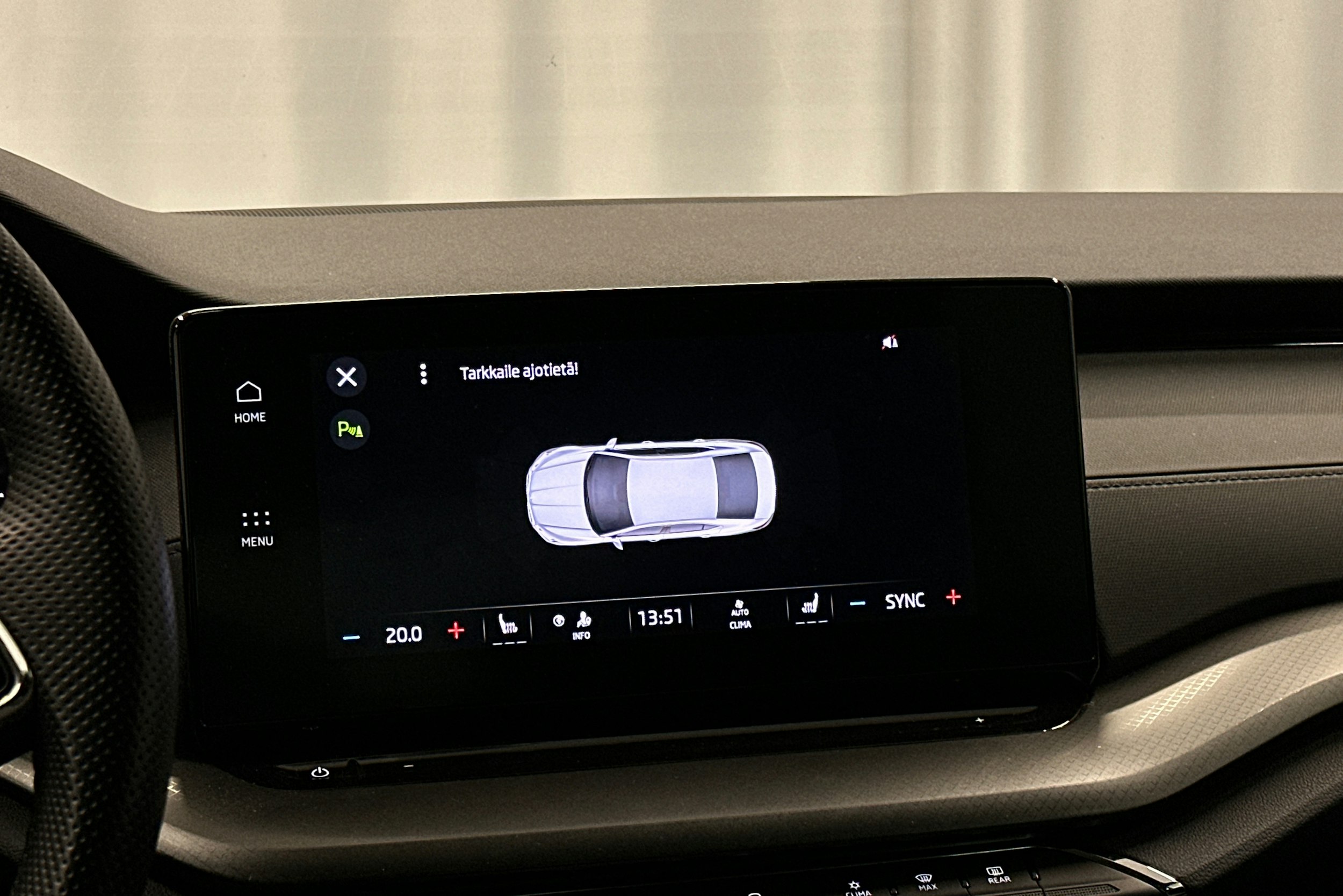 sininen Skoda Octavia 2023 kuva 17.