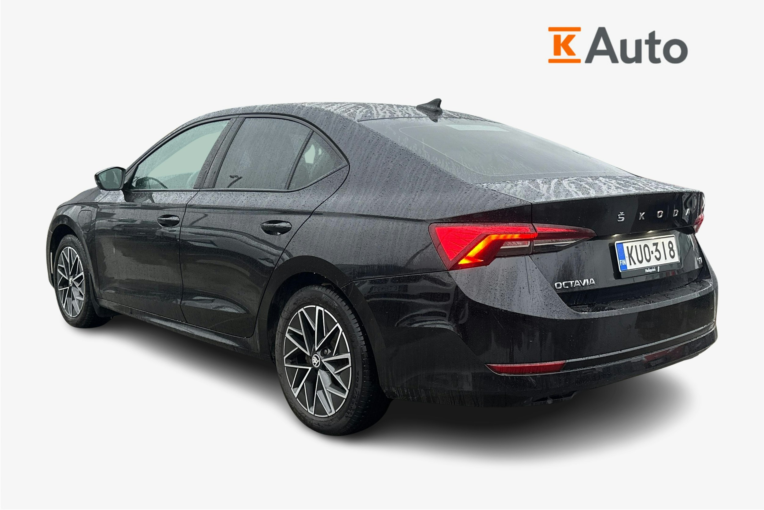 Musta Skoda OCTAVIA 2023 kuva 2.