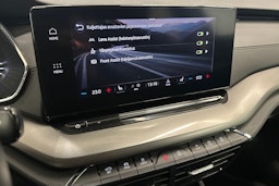 Musta Skoda OCTAVIA 2023 kuva 20.