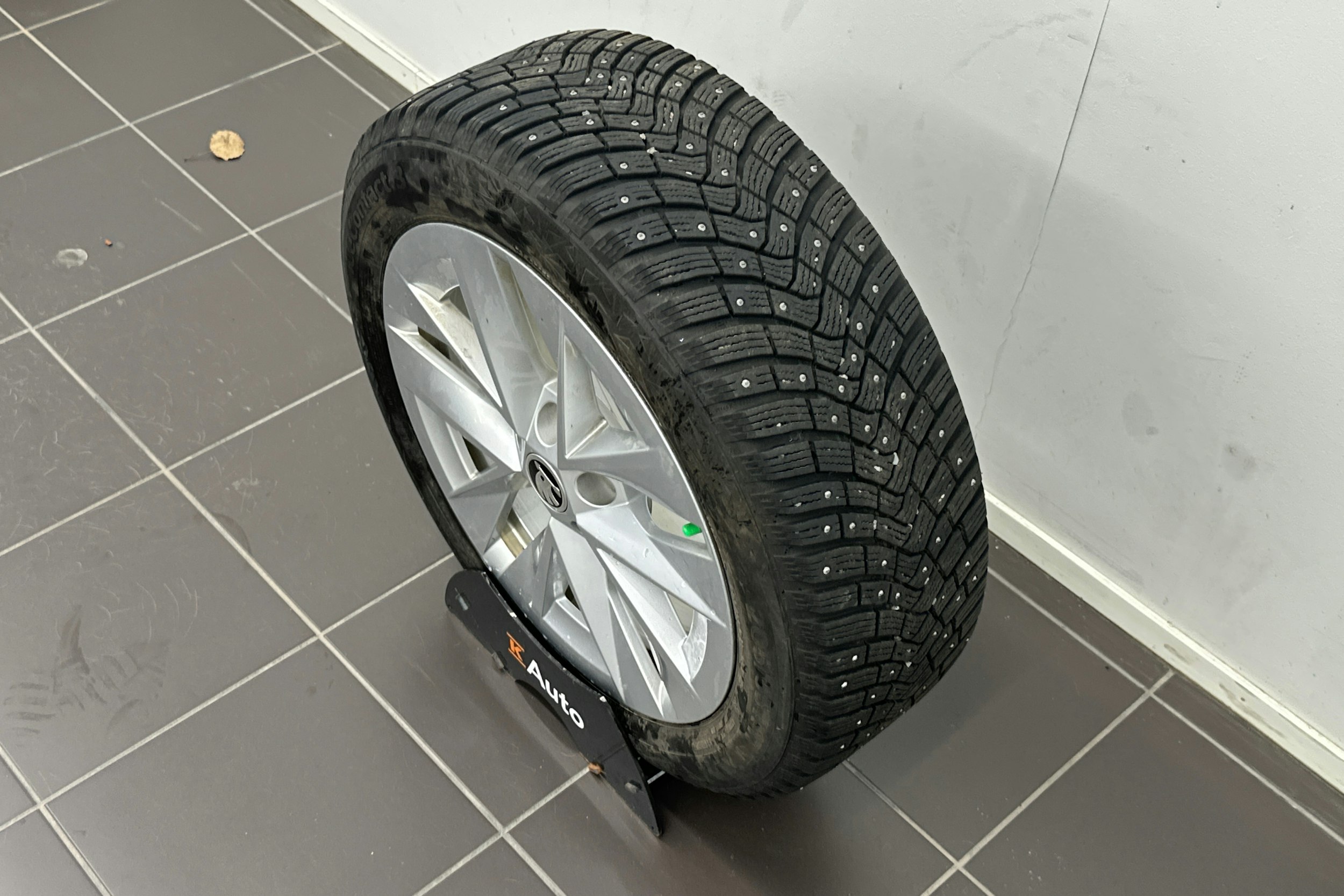 Musta Skoda OCTAVIA 2023 kuva 24.