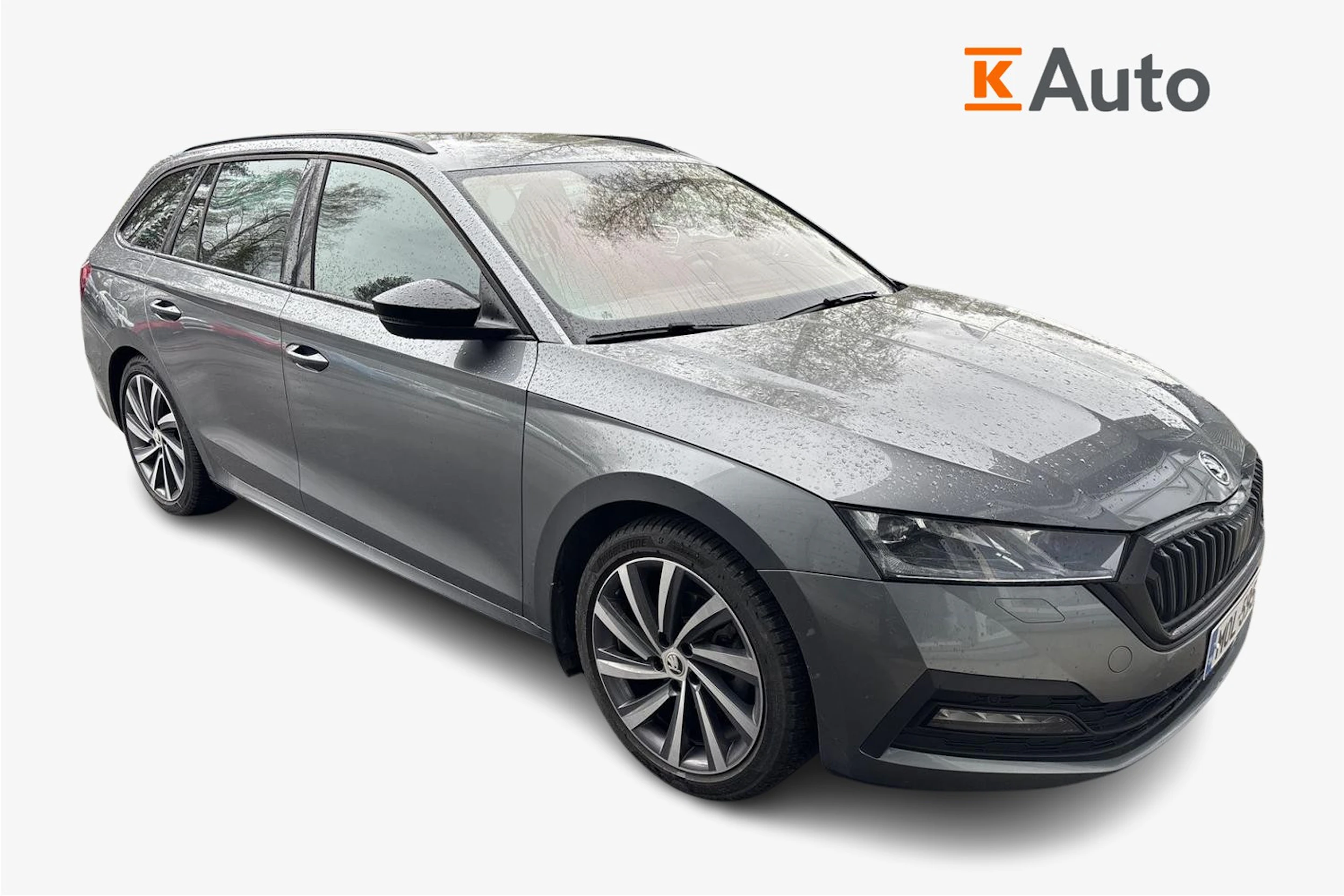 harmaa Skoda Octavia 2023 kuva 1.