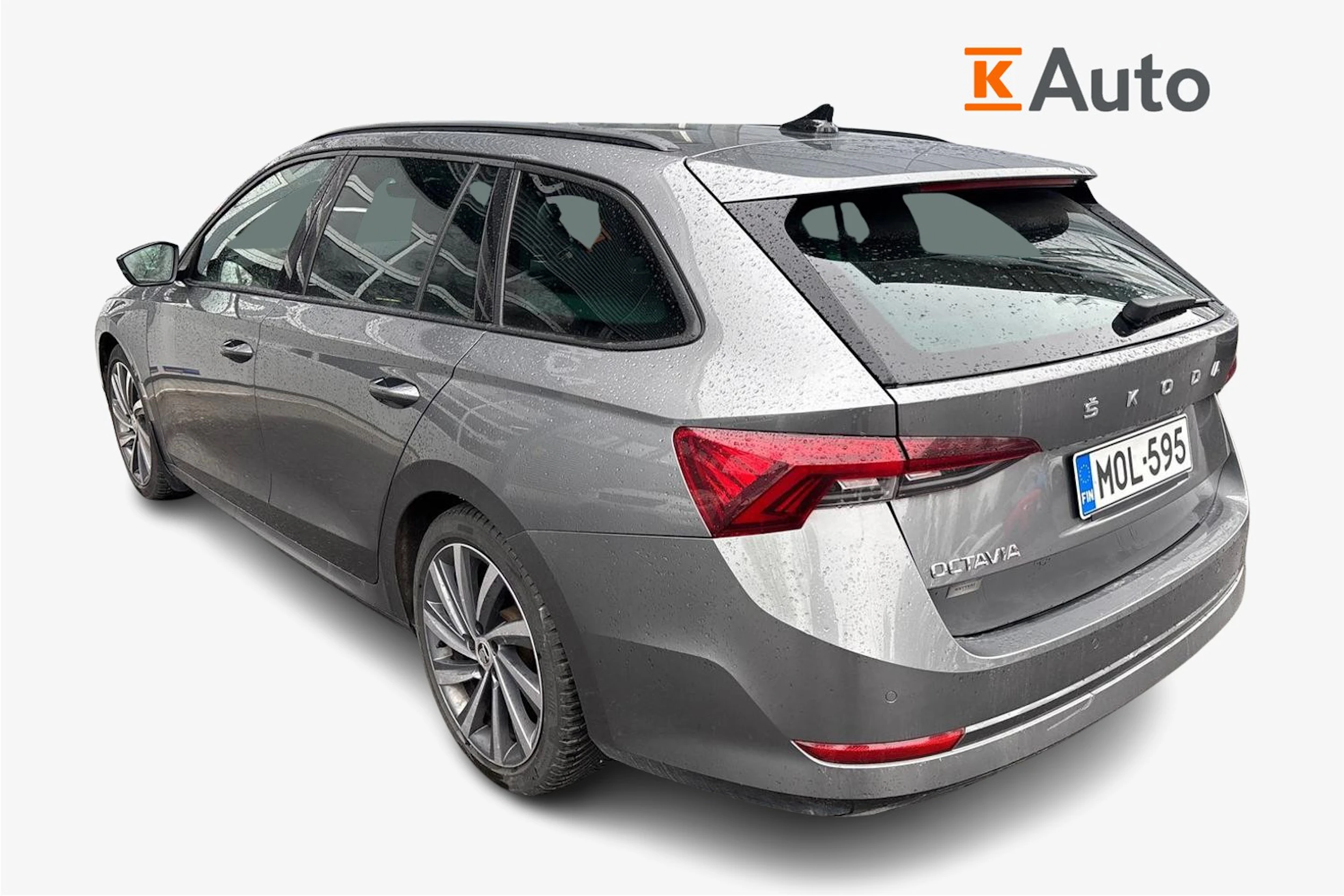 harmaa Skoda Octavia 2023 kuva 2.