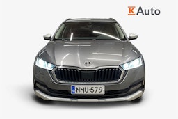 harmaa Skoda Octavia 2023 kuva 4.