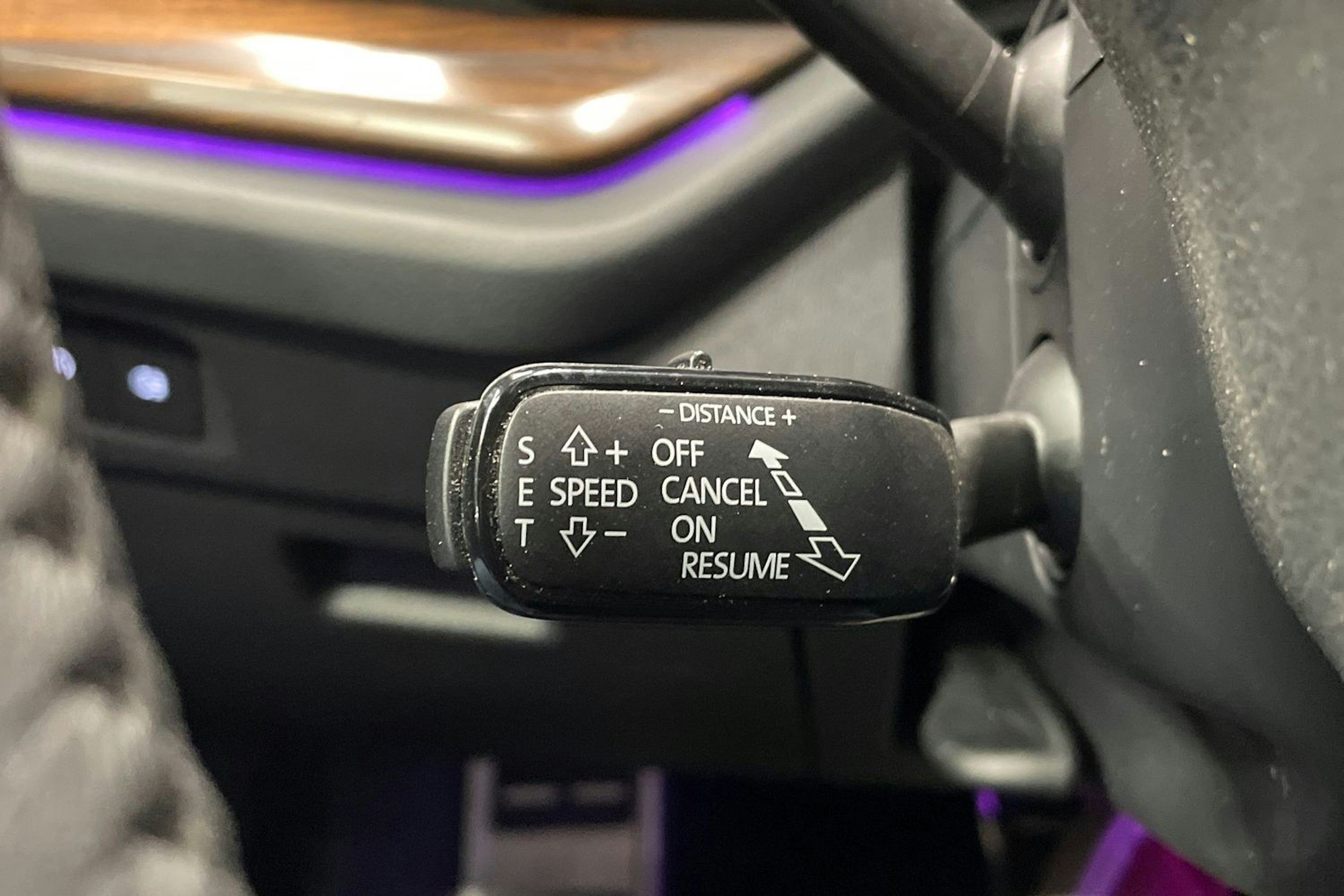 harmaa Skoda Octavia 2023 kuva 16.
