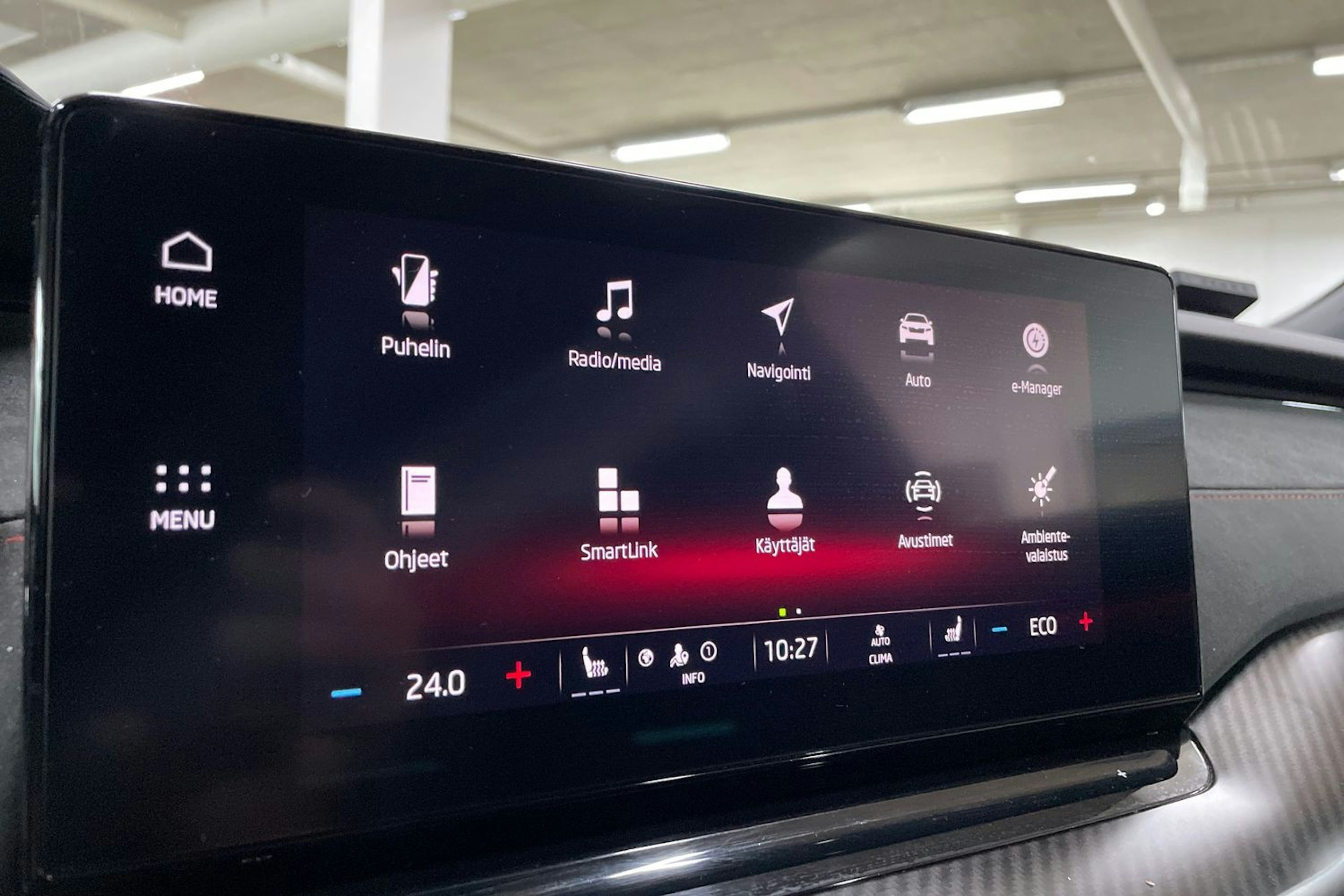 Punainen Skoda OCTAVIA 2023 kuva 23.