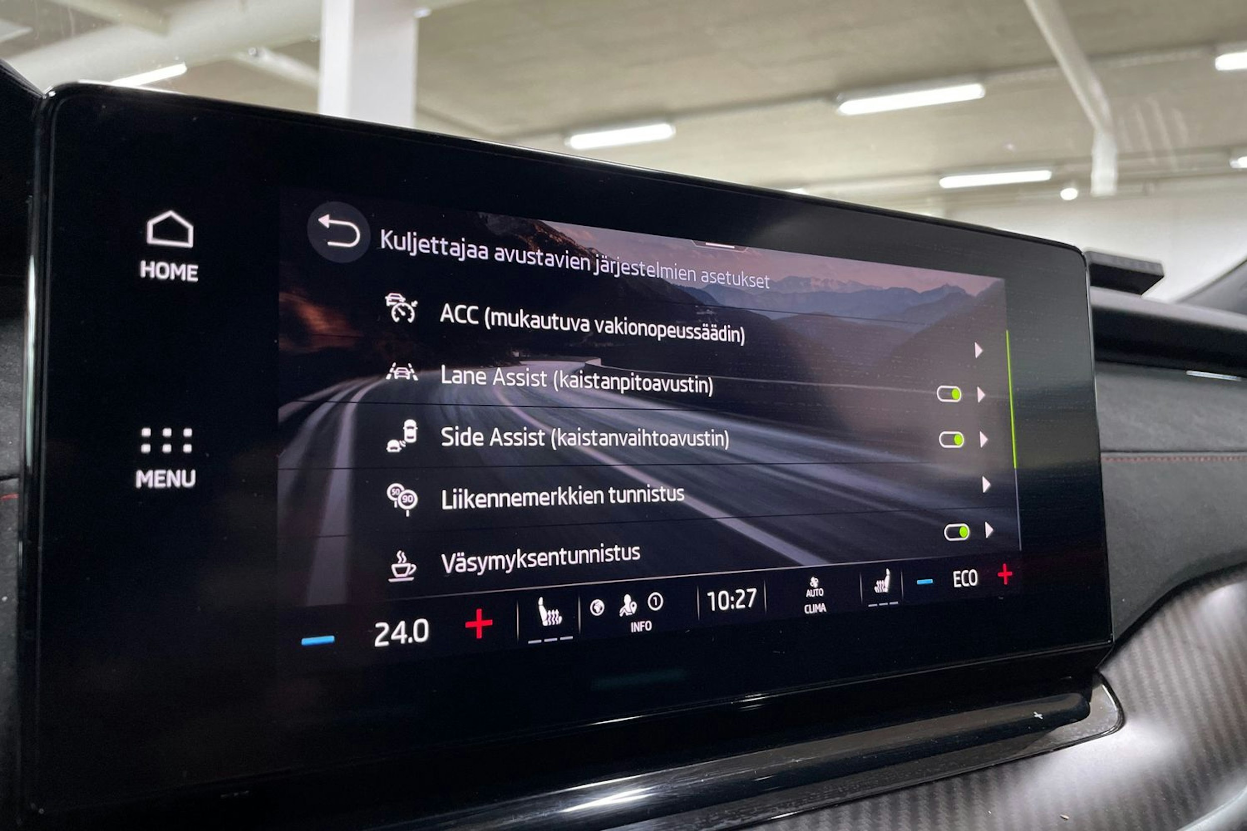 Punainen Skoda OCTAVIA 2023 kuva 25.