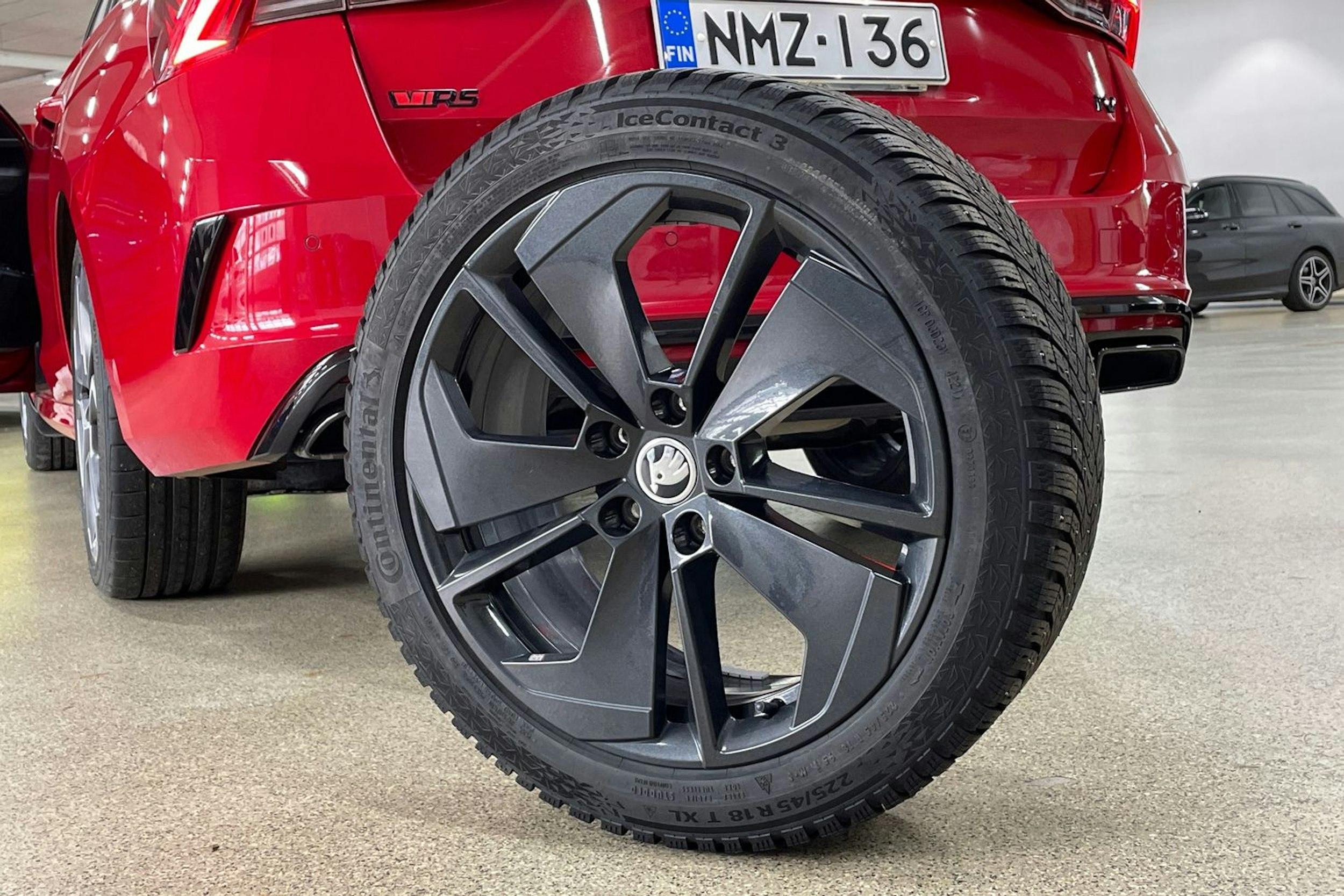 Punainen Skoda OCTAVIA 2023 kuva 28.