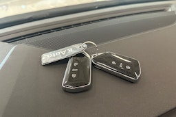 valkoinen Skoda Octavia 2023 kuva 27.
