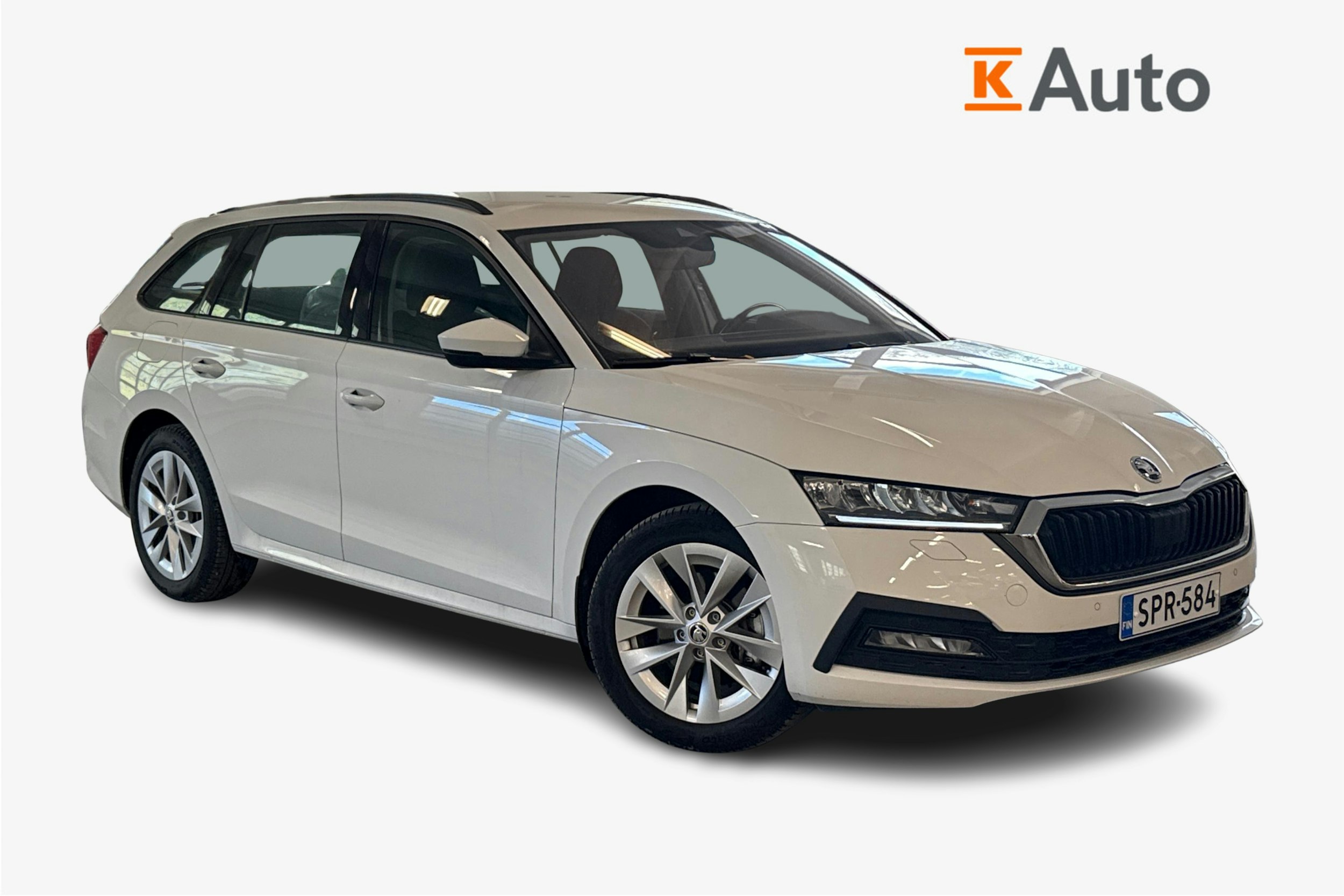 valkoinen Skoda Octavia 2023 kuva 1.