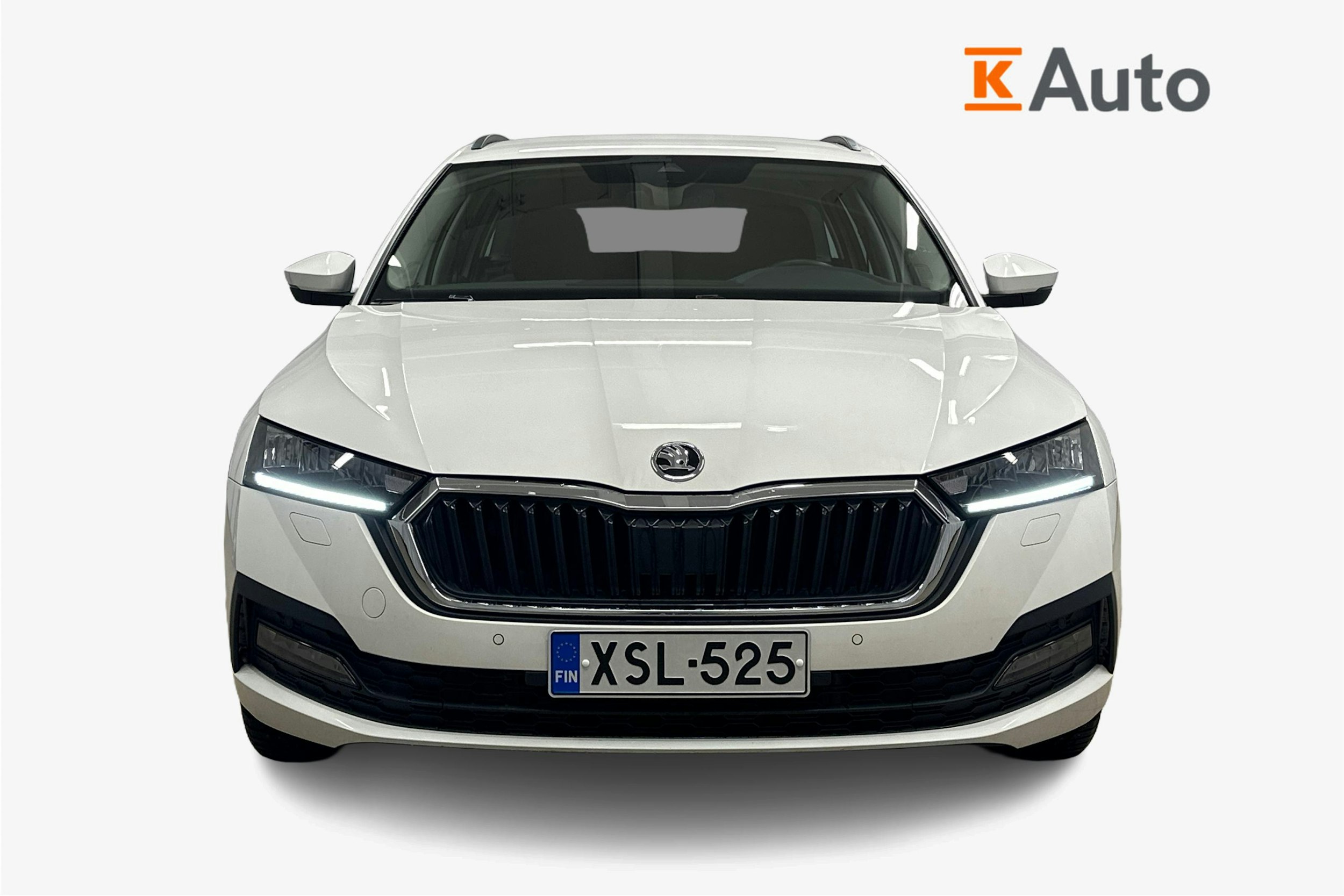 valkoinen Skoda Octavia 2024 kuva 5.