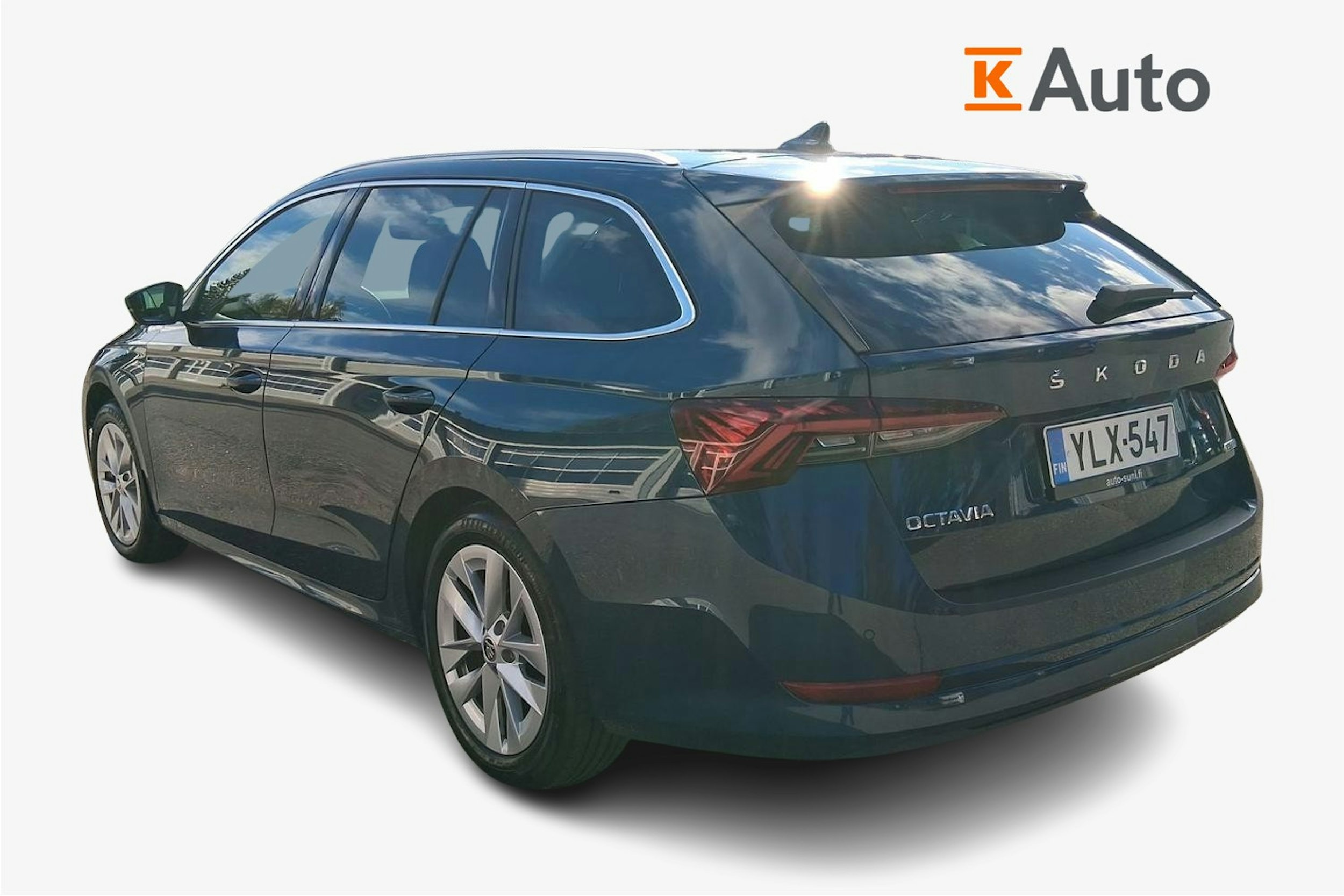 sininen Skoda Octavia 2023 kuva 2.