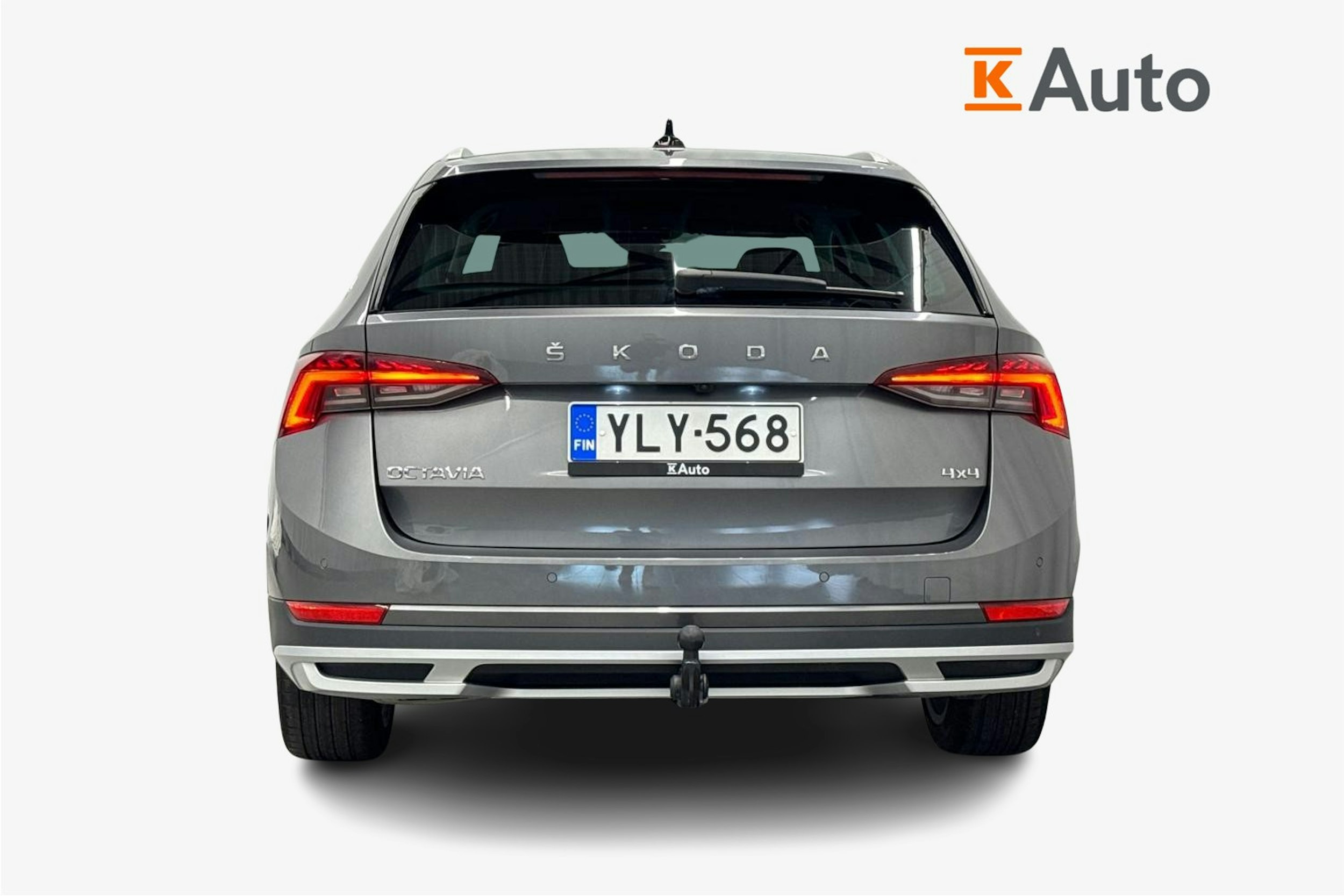 Harmaa Skoda OCTAVIA 2023 kuva 3.