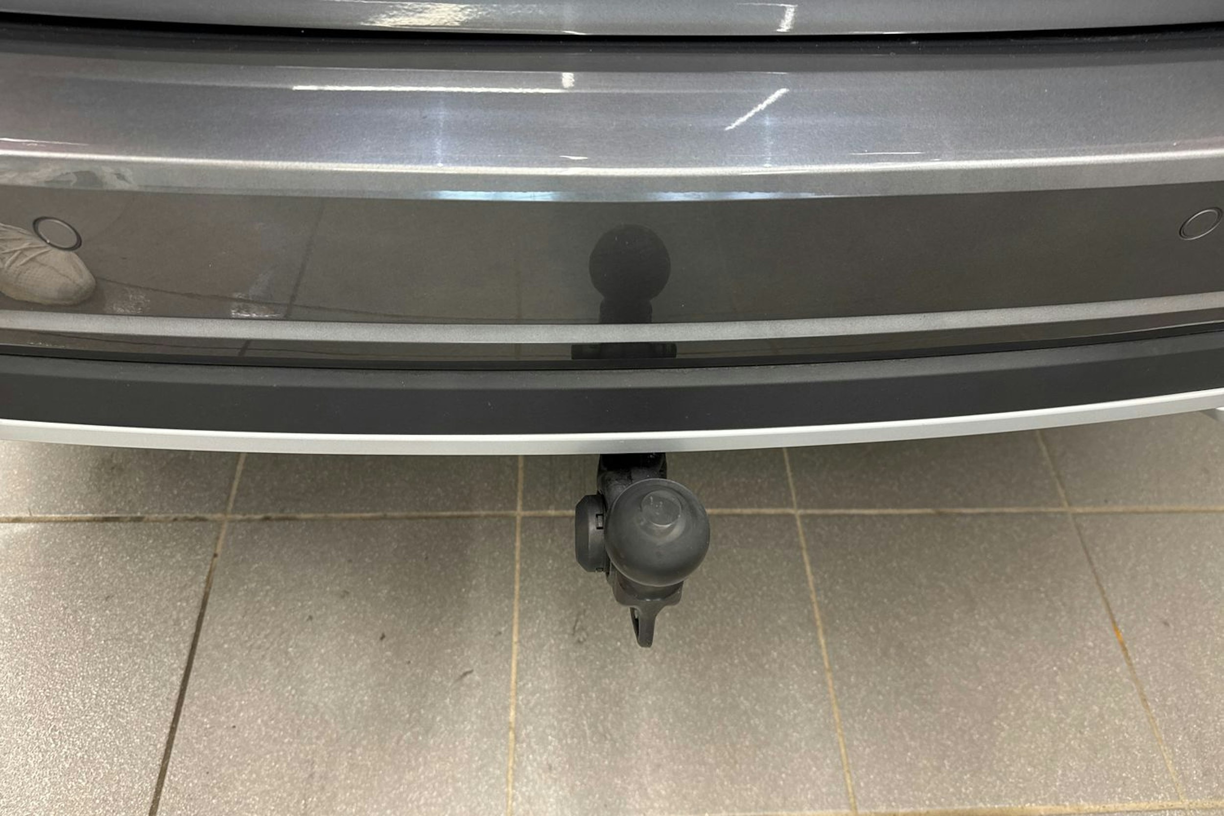 Harmaa Skoda OCTAVIA 2023 kuva 18.
