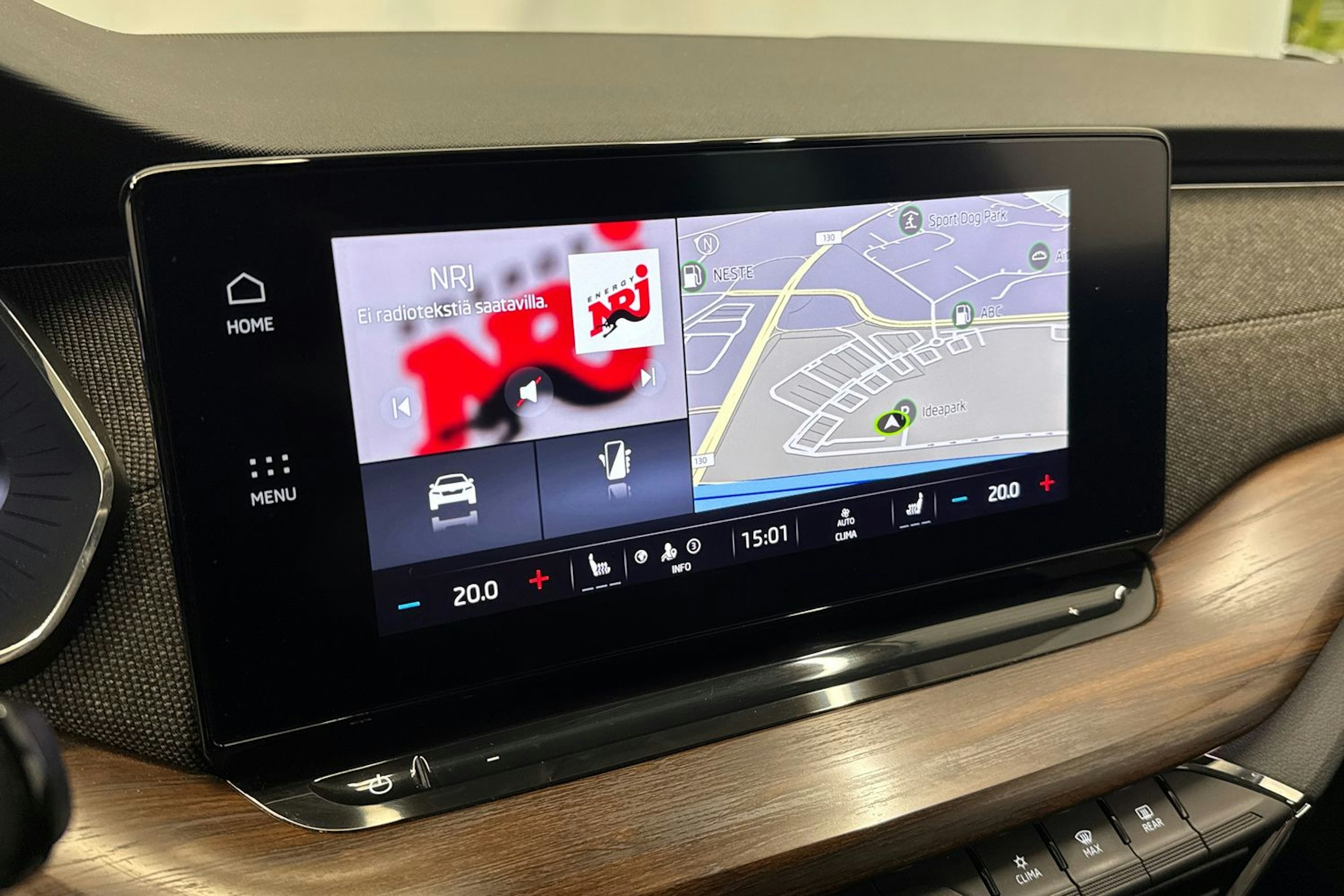 Harmaa Skoda OCTAVIA 2023 kuva 23.