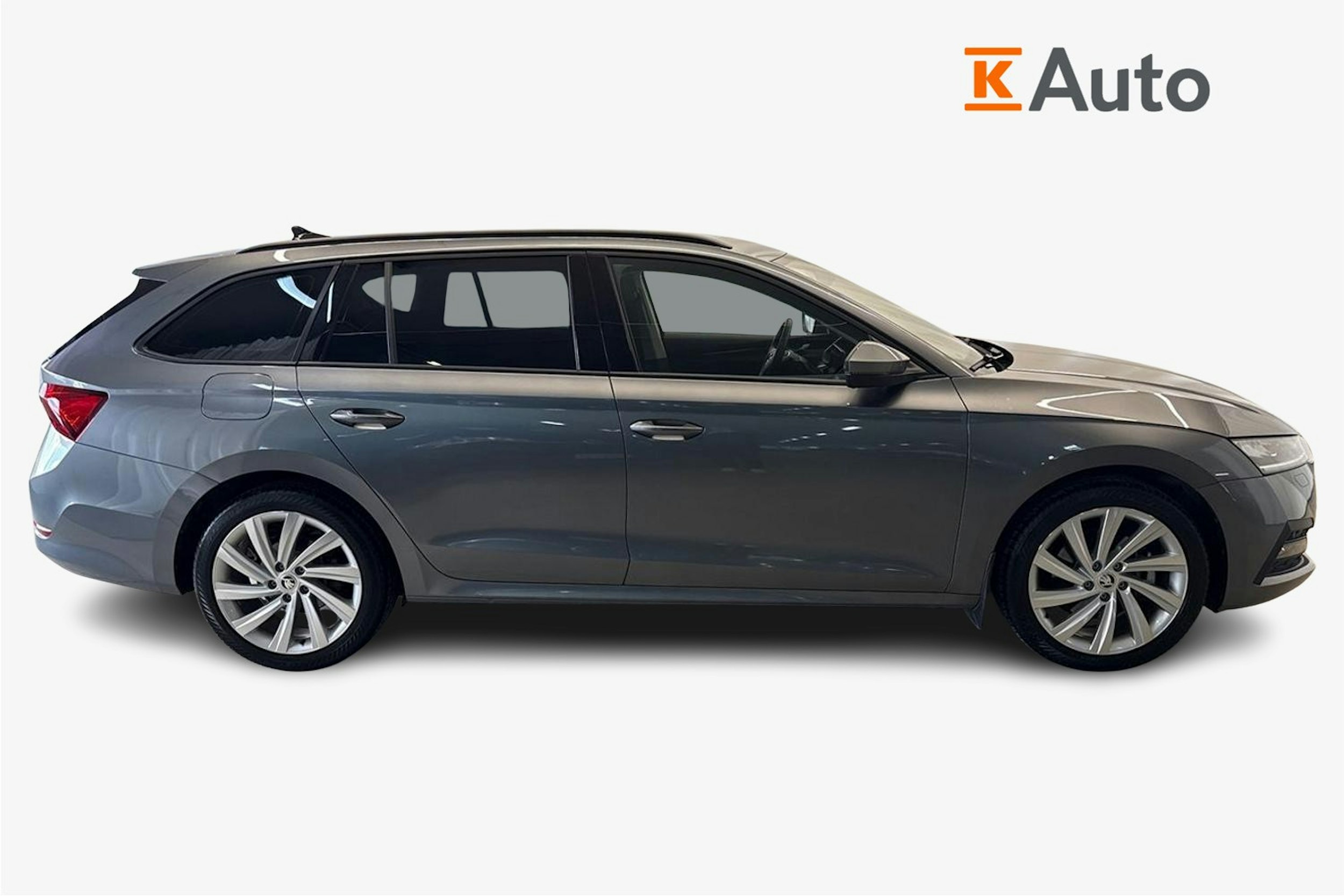 harmaa Skoda Octavia 2024 kuva 6.