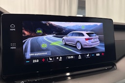 harmaa Skoda Octavia 2024 kuva 23.