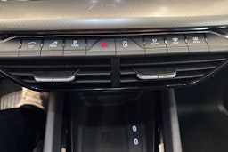 harmaa Skoda Octavia 2024 kuva 26.
