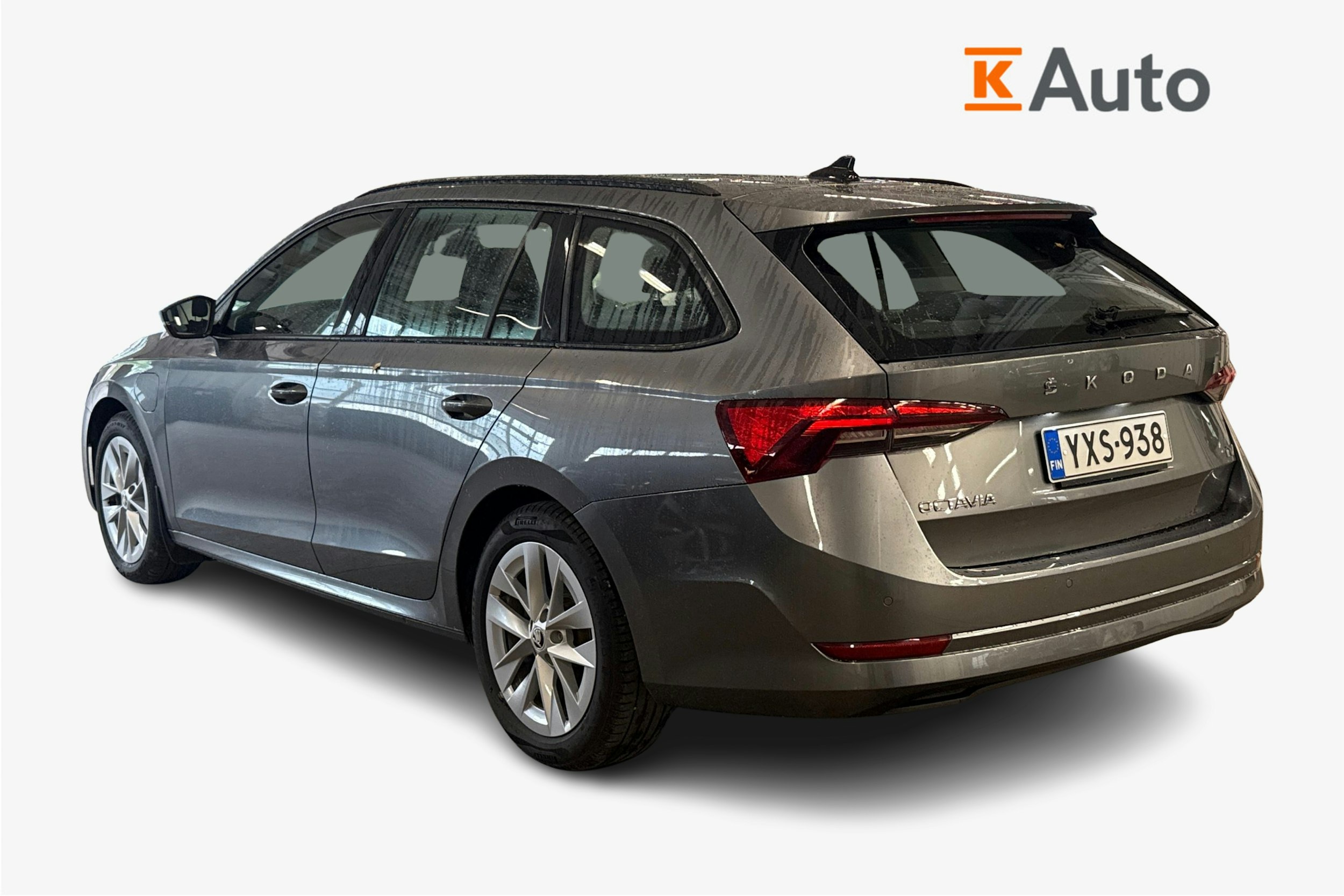 harmaa Skoda Octavia 2023 kuva 2.