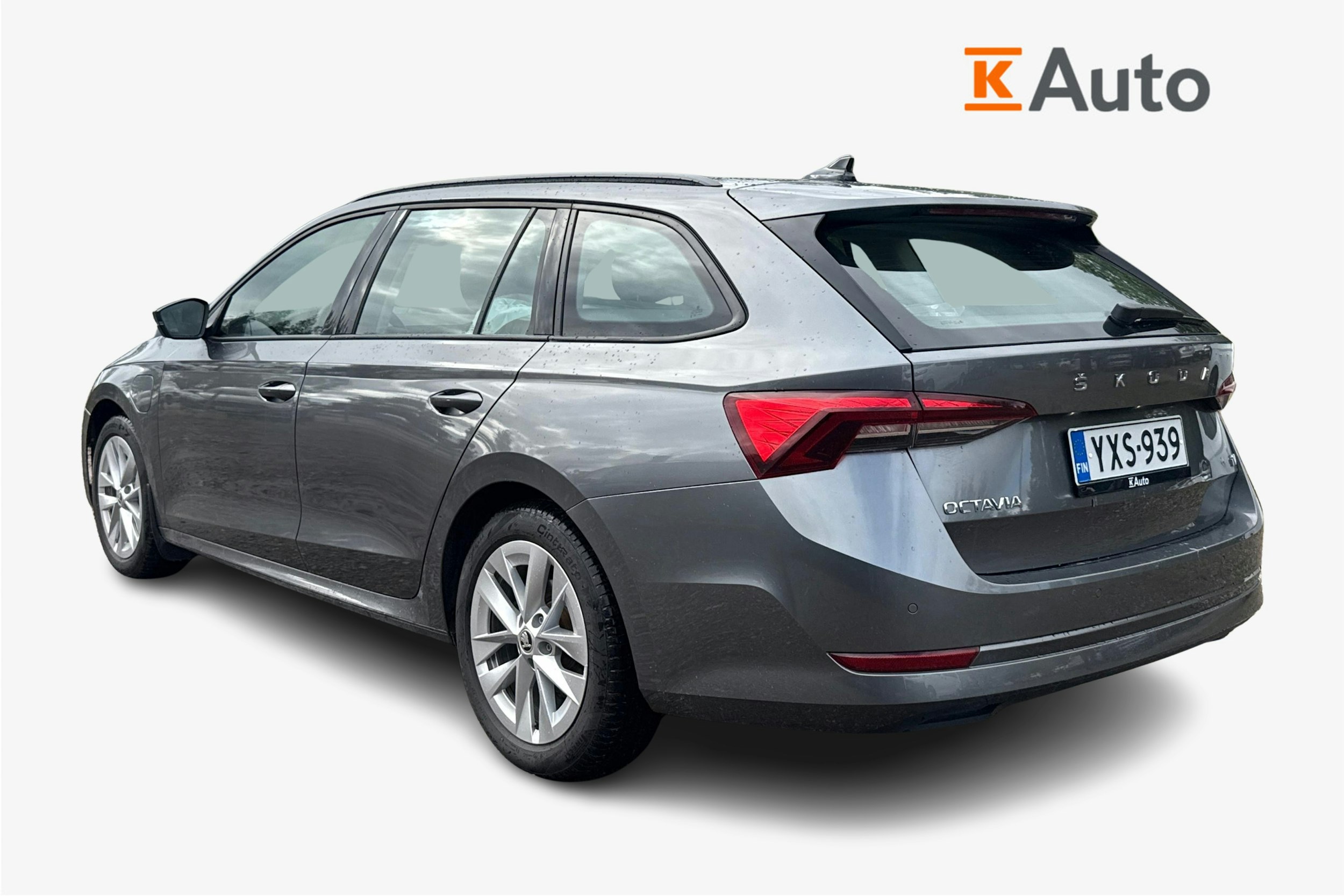 harmaa Skoda Octavia 2023 kuva 2.