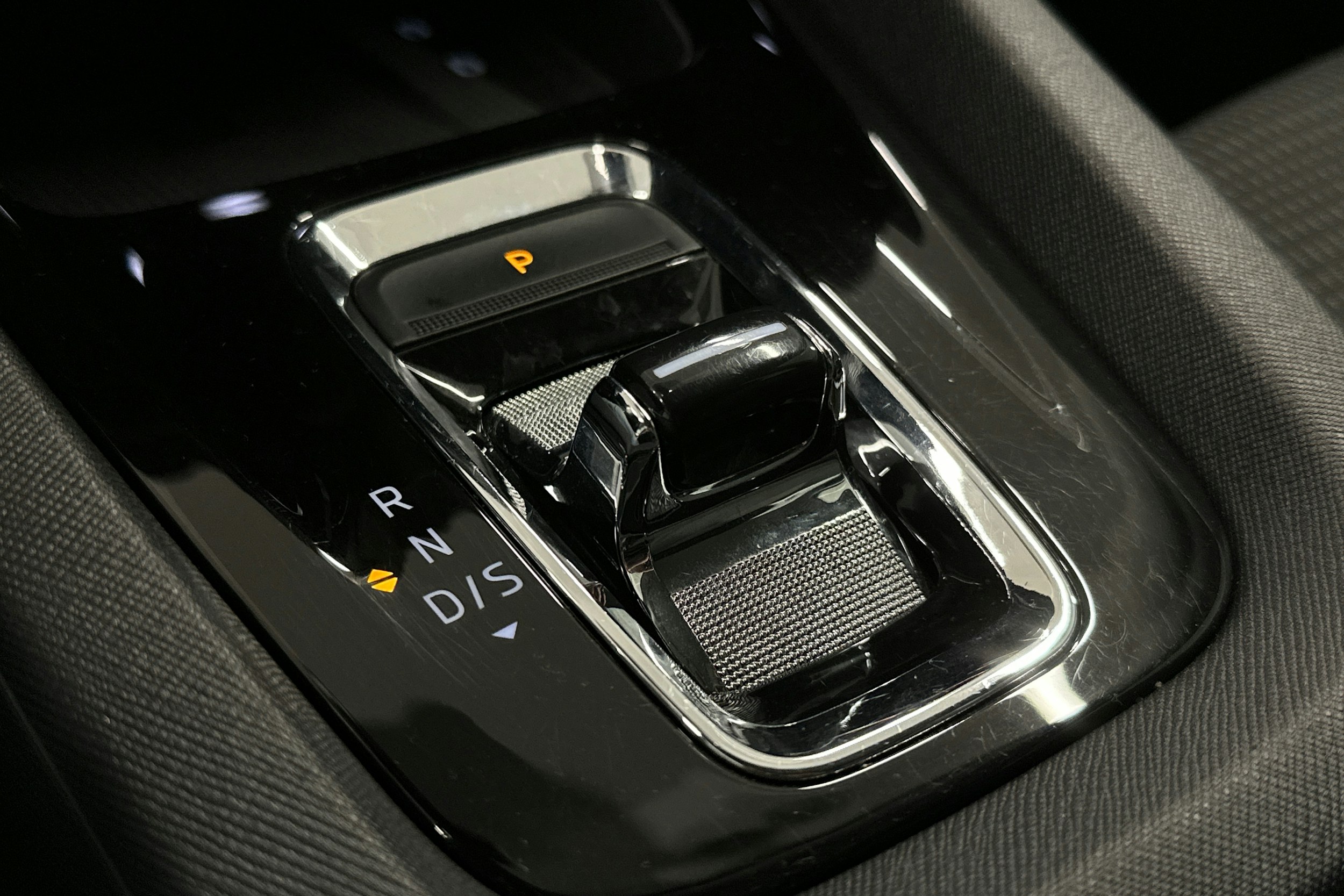 harmaa Skoda Octavia 2023 kuva 26.