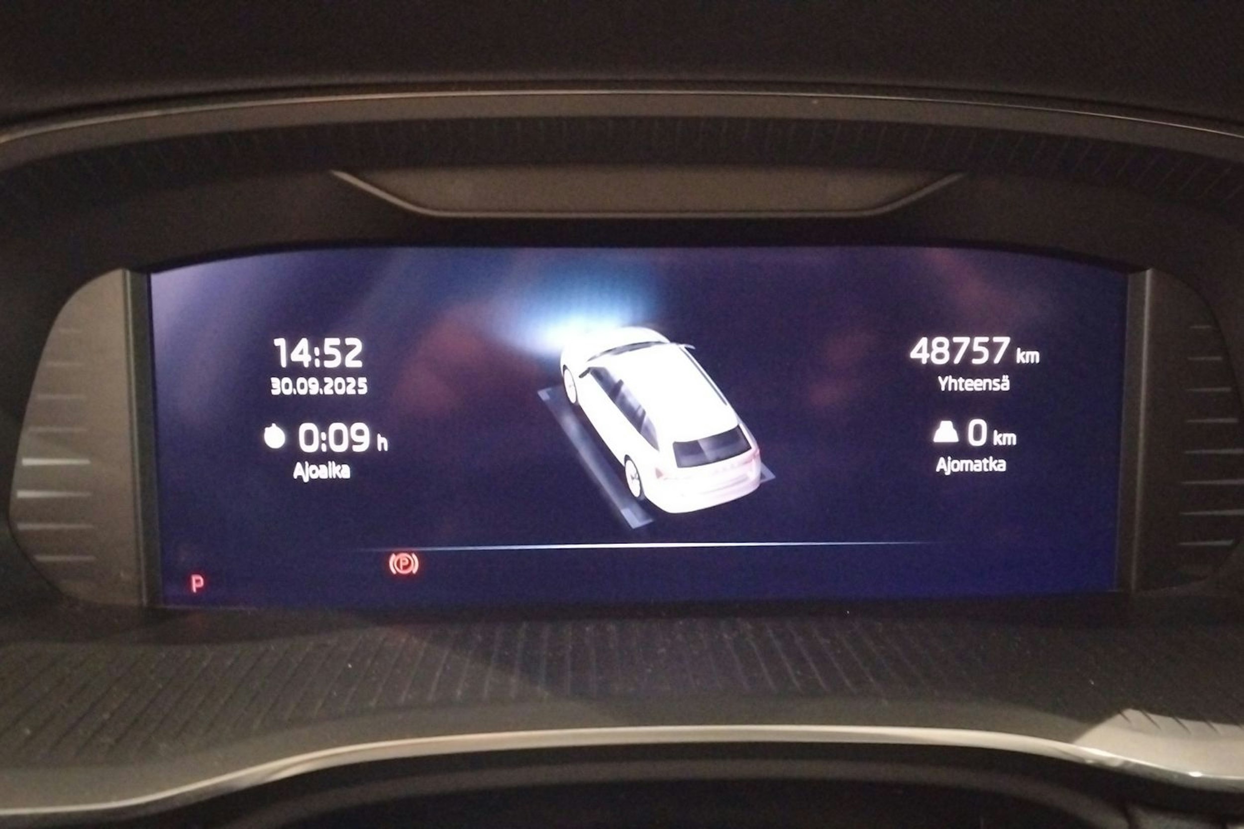 valkoinen Skoda Octavia 2024 kuva 15.