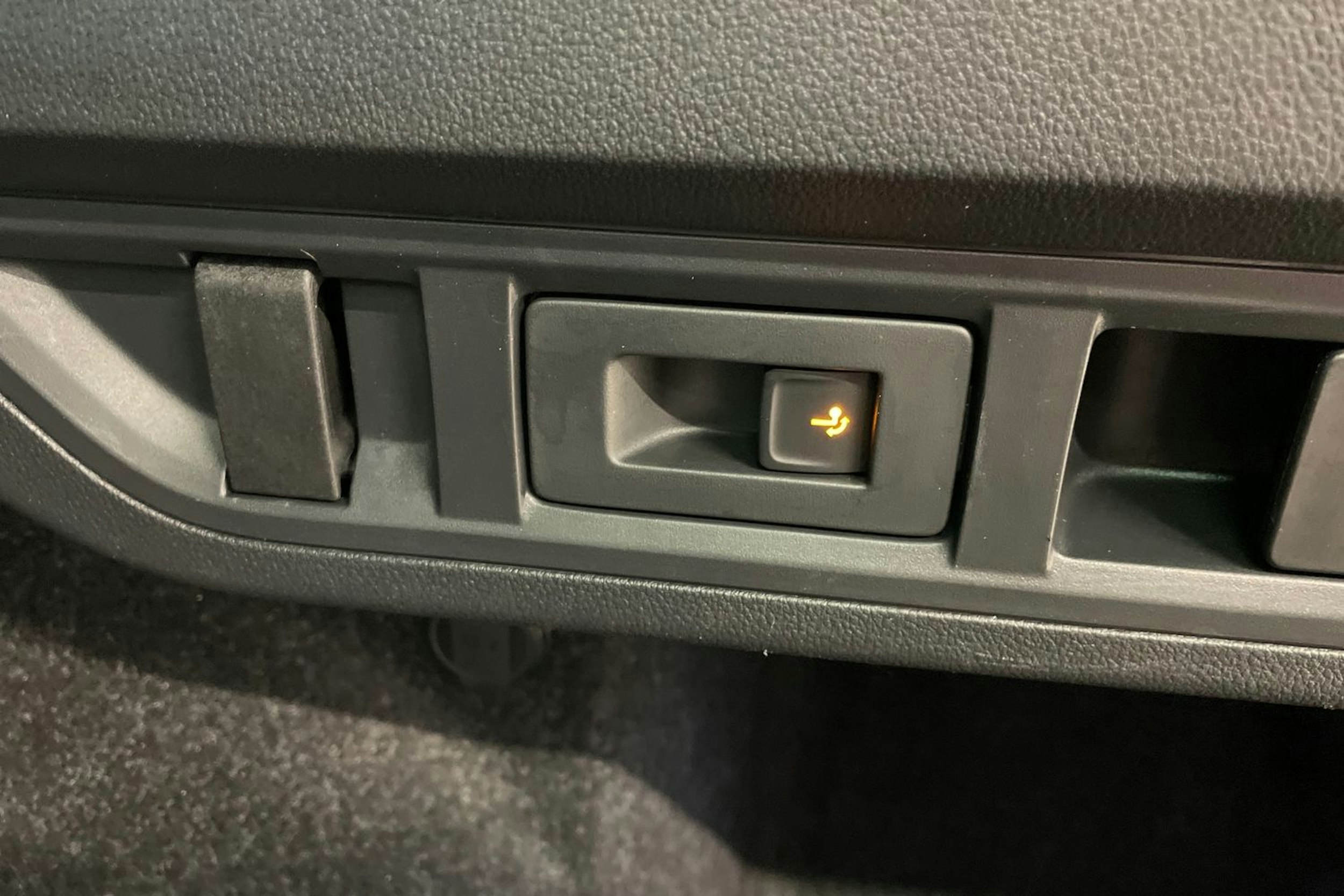 Harmaa Skoda OCTAVIA 2023 kuva 27.