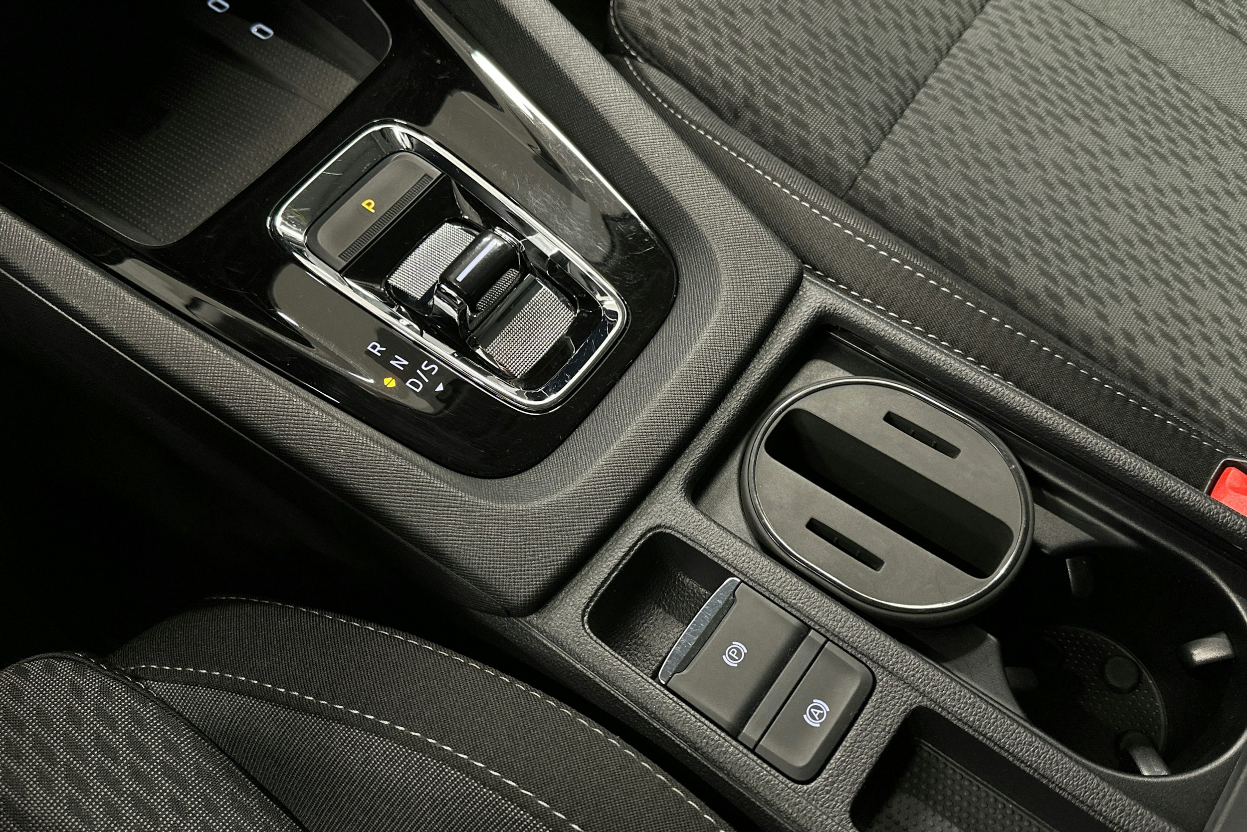 harmaa Skoda Octavia 2023 kuva 32.