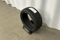 valkoinen Skoda Octavia 2024 kuva 13.