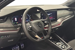 harmaa Skoda Octavia 2024 kuva 3.