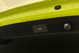 vihreä Skoda Octavia 2024 kuva 27.