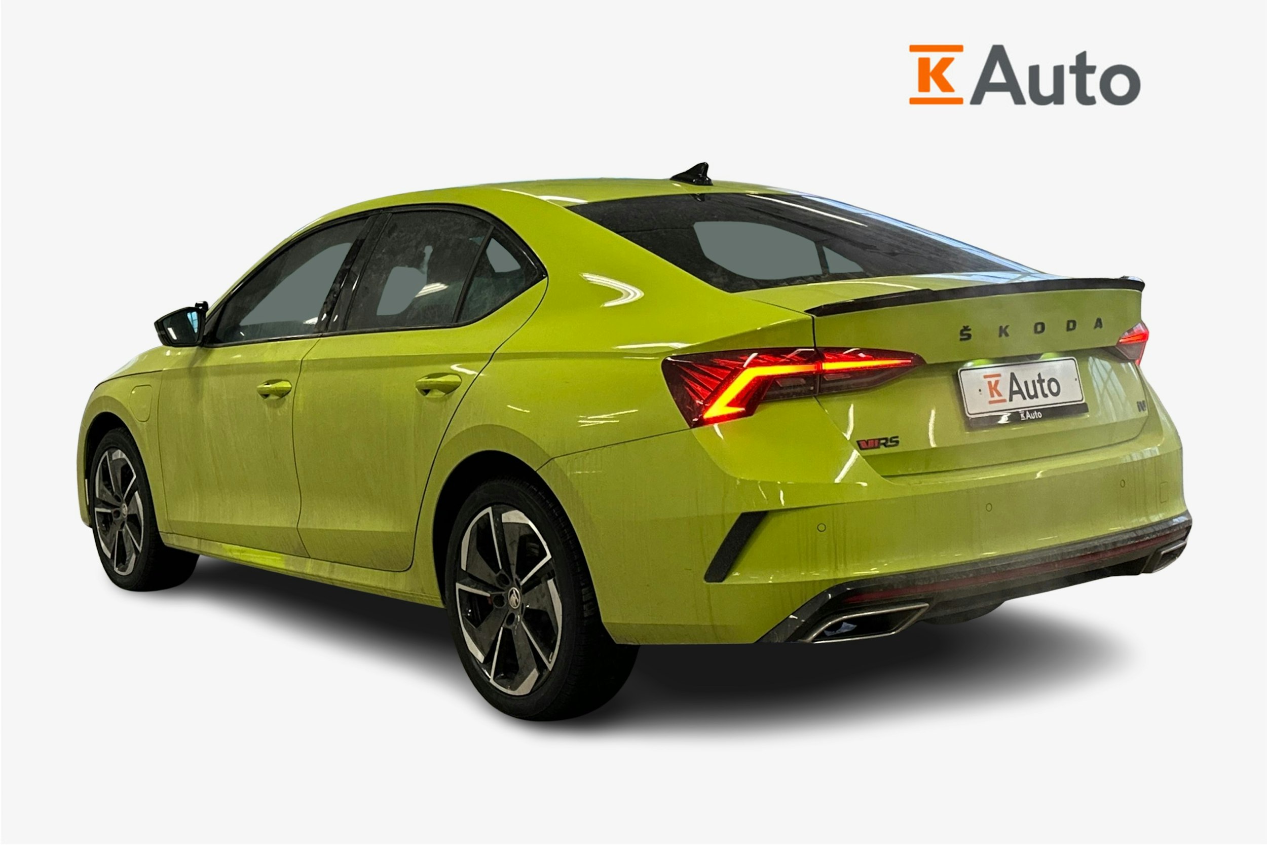 vihreä Skoda Octavia 2024 kuva 2.