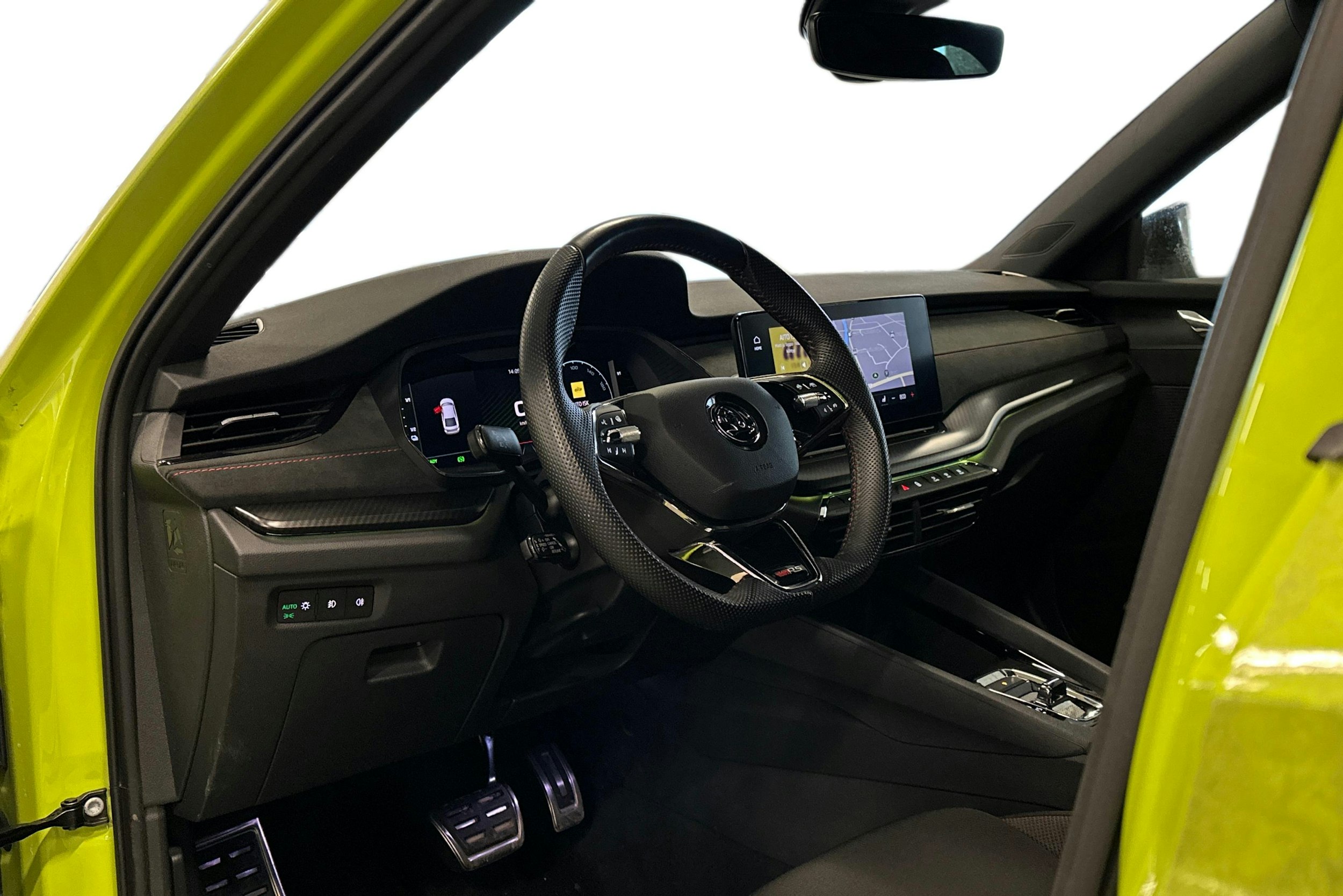 vihreä Skoda Octavia 2024 kuva 3.