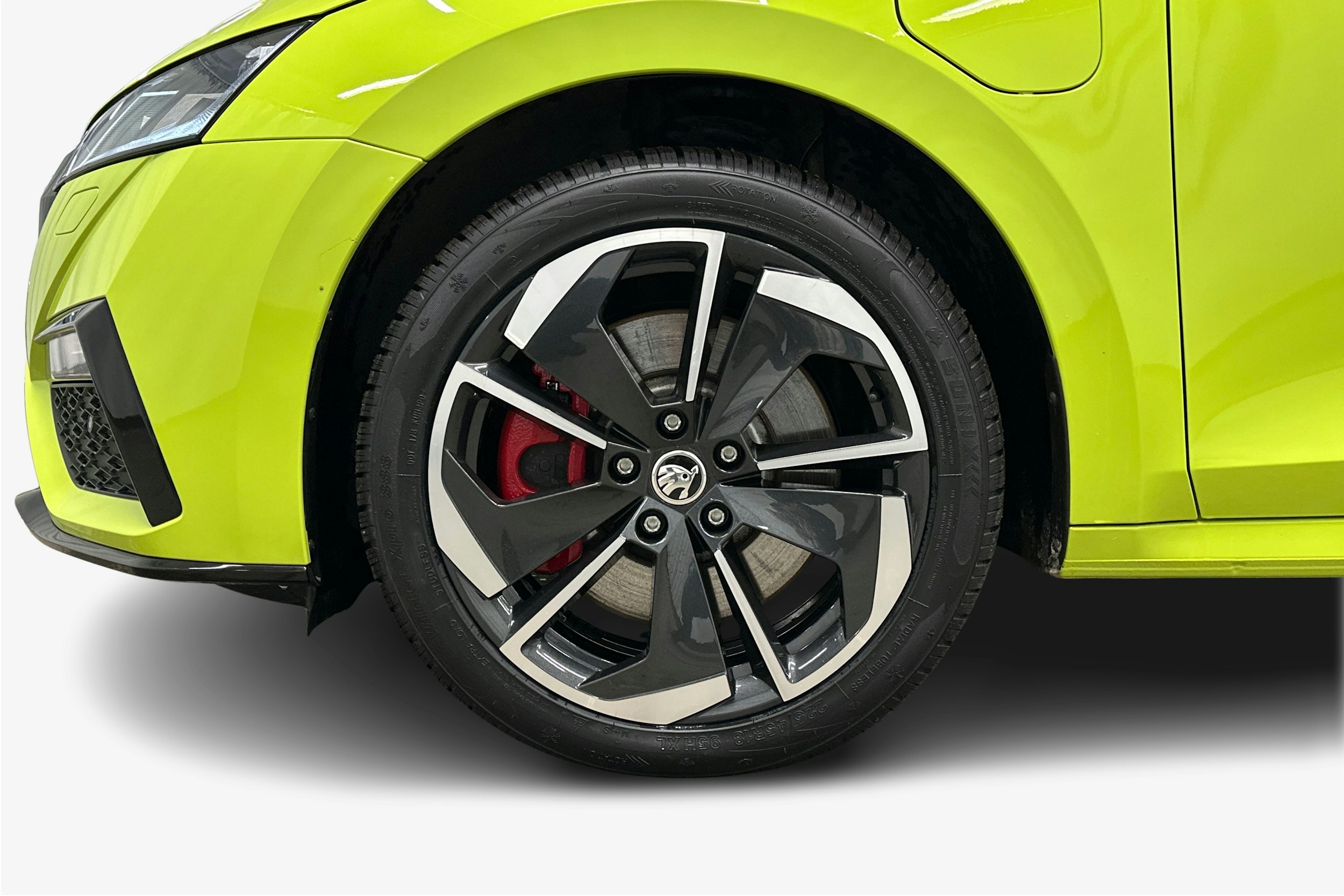 vihreä Skoda Octavia 2024 kuva 11.