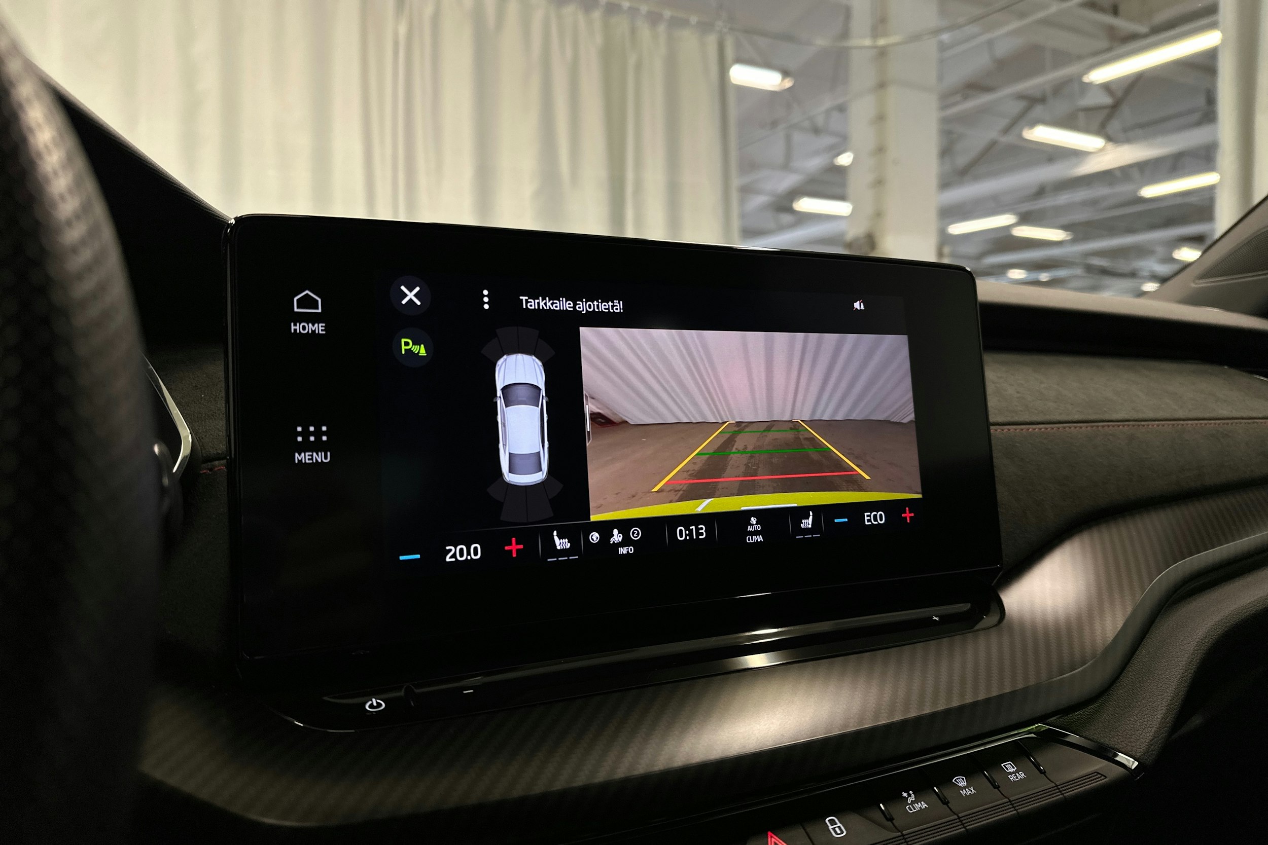 vihreä Skoda Octavia 2024 kuva 17.