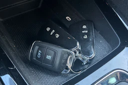 sininen Skoda Octavia 2024 kuva 4.