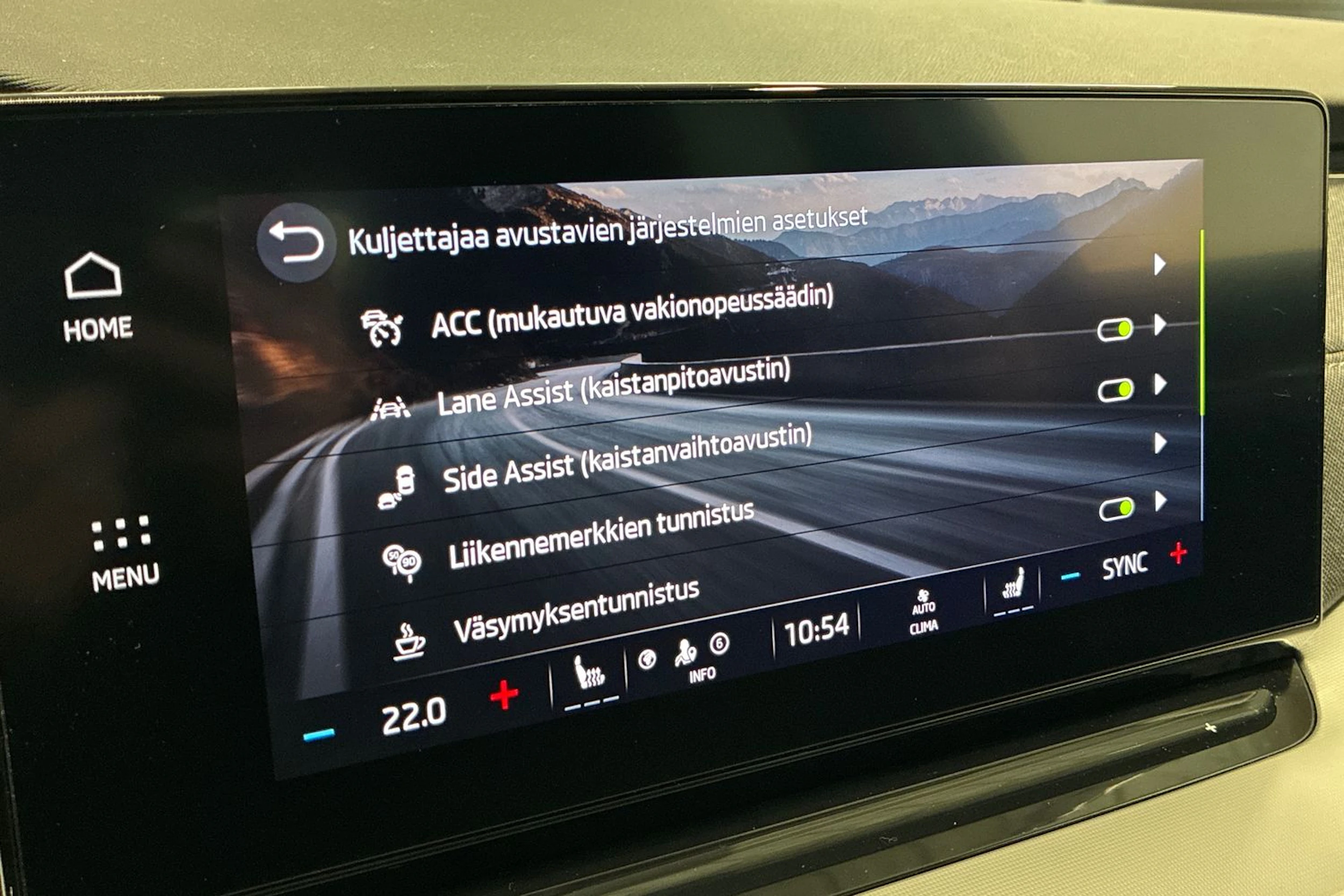 sininen Skoda Octavia 2024 kuva 28.