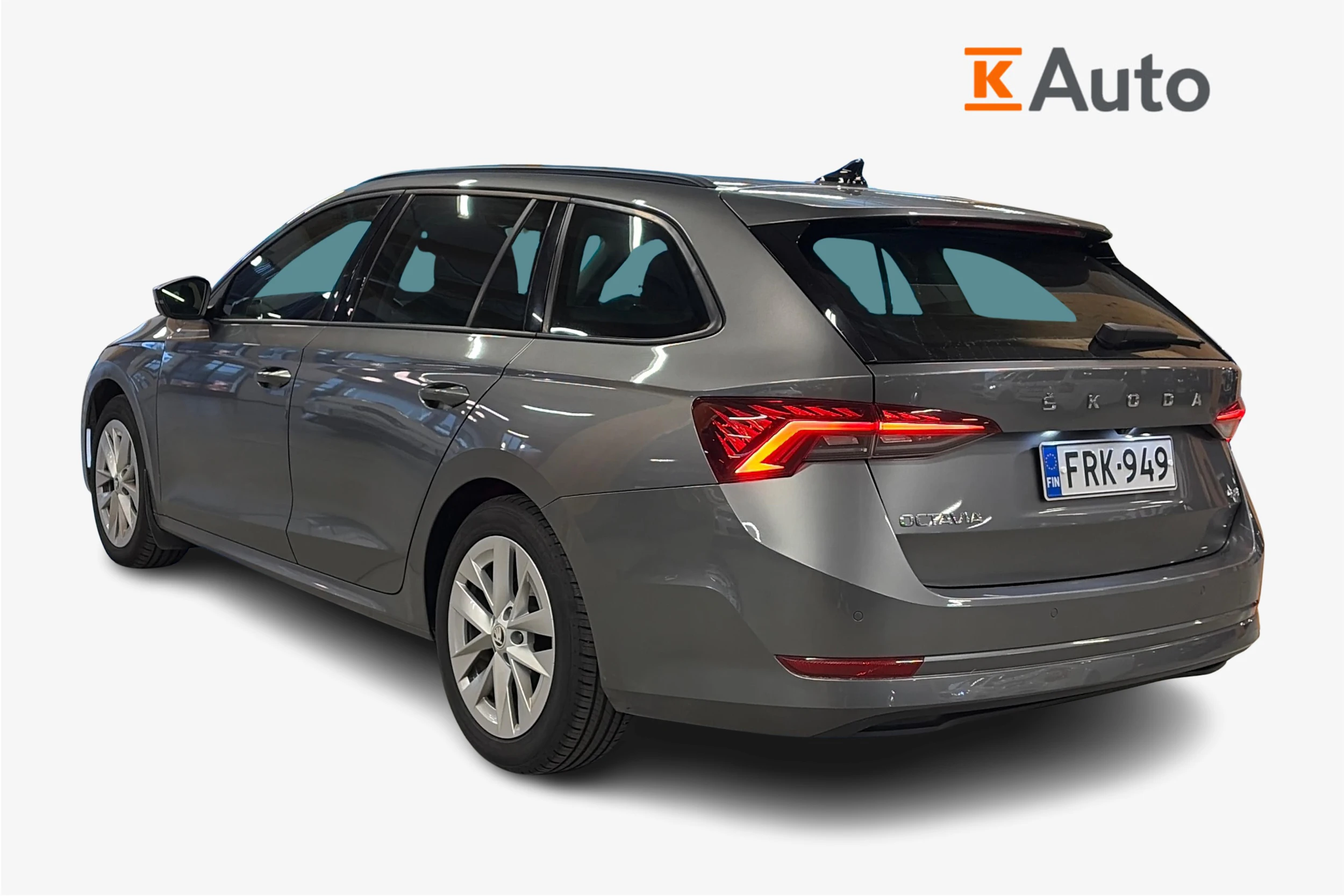 met. harmaa Skoda Octavia 2024 kuva 2.